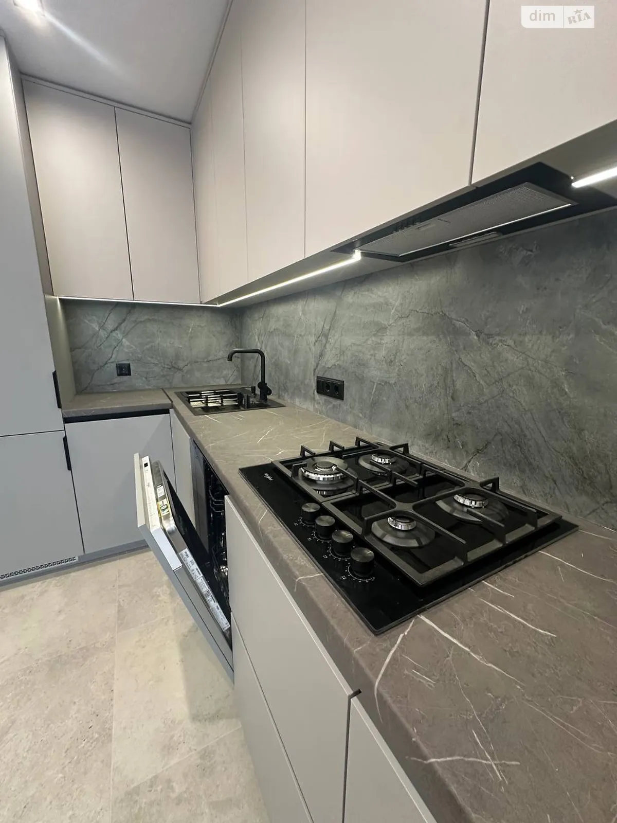 Продається 2-кімнатна квартира 65 кв. м у Івано-Франківську, цена: 108000 $ - фото 1