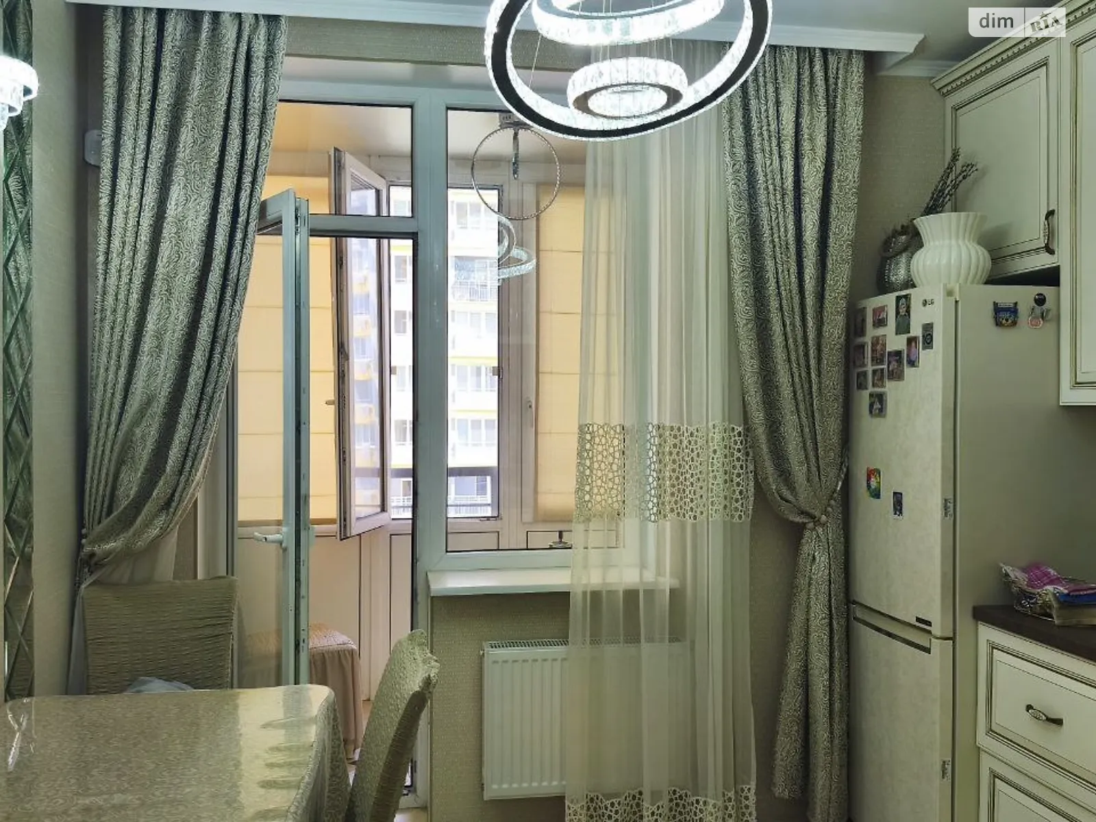 Продається 1-кімнатна квартира 38 кв. м у Одесі, вул. Михайлівська - фото 1