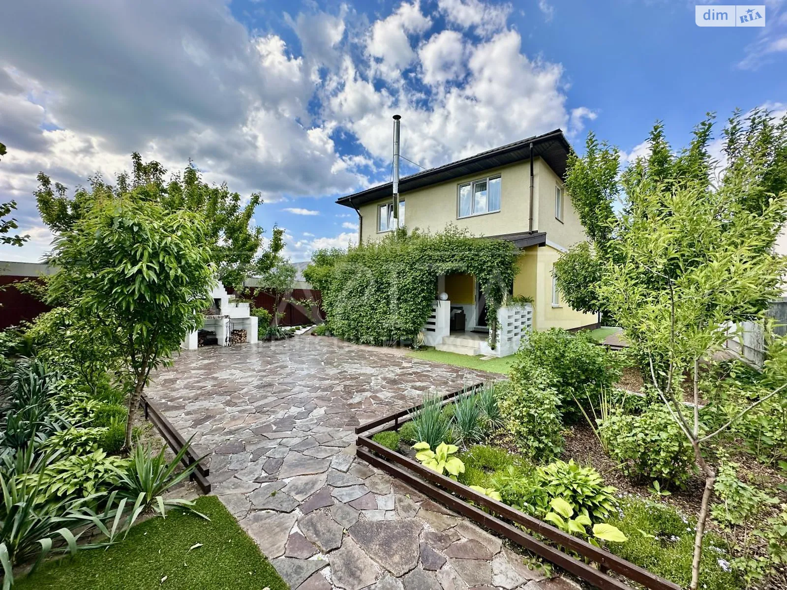 Продается дом на 2 этажа 140 кв. м с мансардой, цена: 195000 $ - фото 1