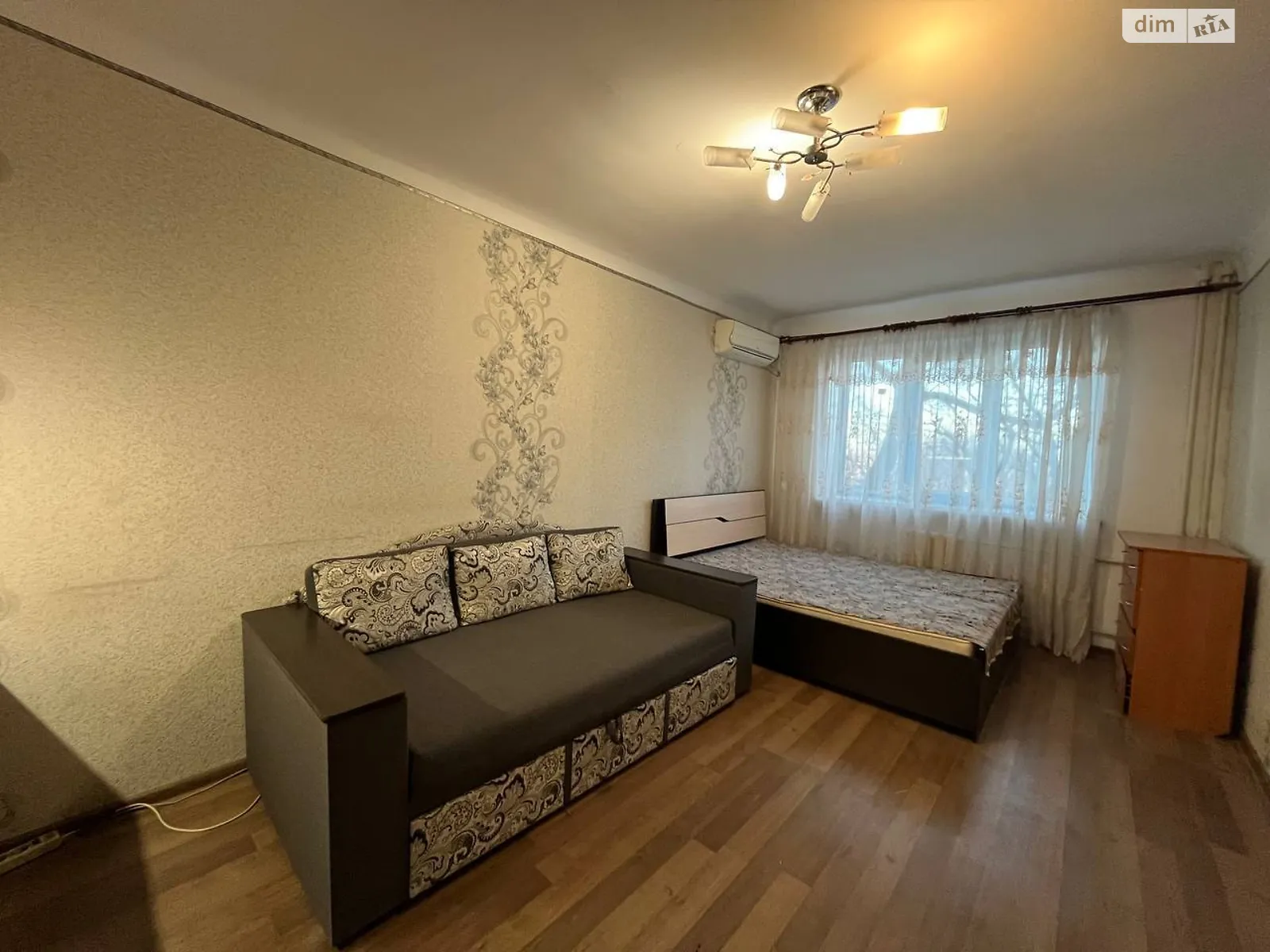 1-комнатная квартира 34.33 кв. м в Запорожье, ул. Каменногорская, 13 - фото 1