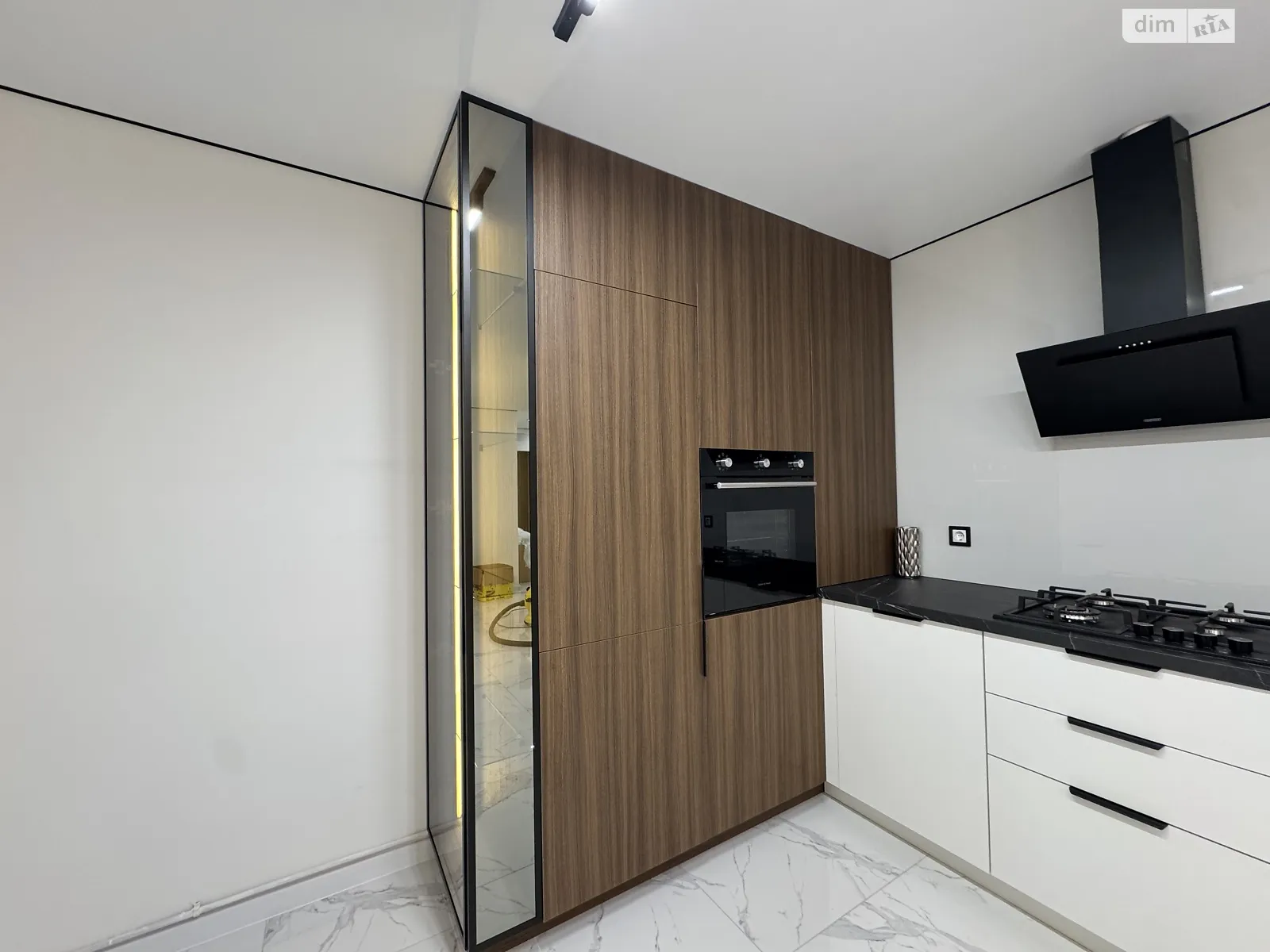 2-комнатная квартира 62 кв. м в Тернополе, ул. Смакулы - фото 1