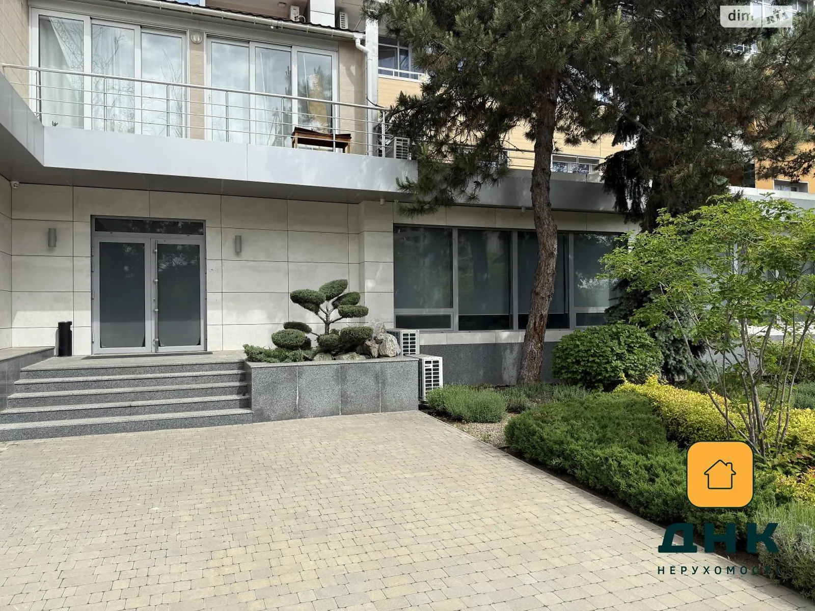 Сдается в аренду офис 505 кв. м в бизнес-центре, цена: 5000 $ - фото 1