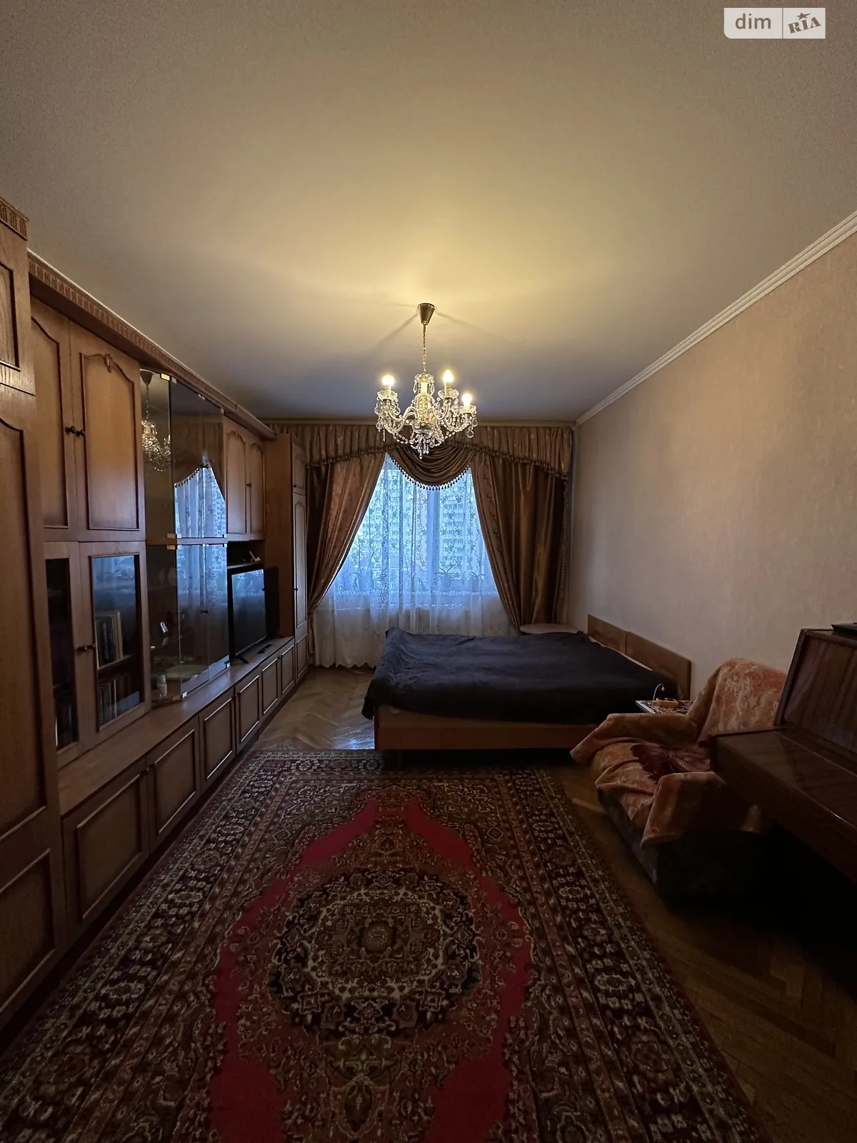 Продається 3-кімнатна квартира 67 кв. м у Броварах, вул. Симона Петлюри, 19 - фото 1