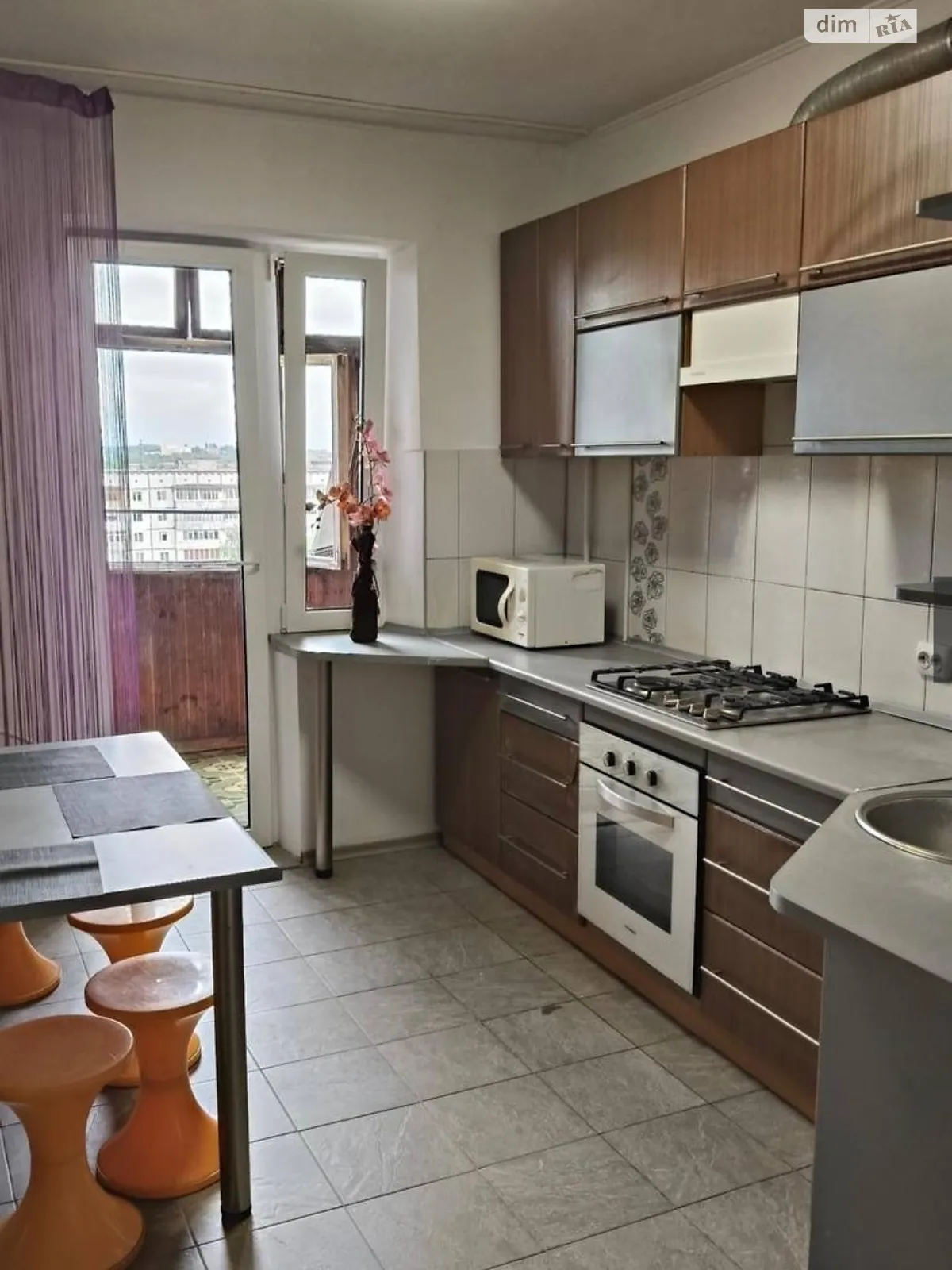 Продается 3-комнатная квартира 66.3 кв. м в Ровно, цена: 50000 $ - фото 1