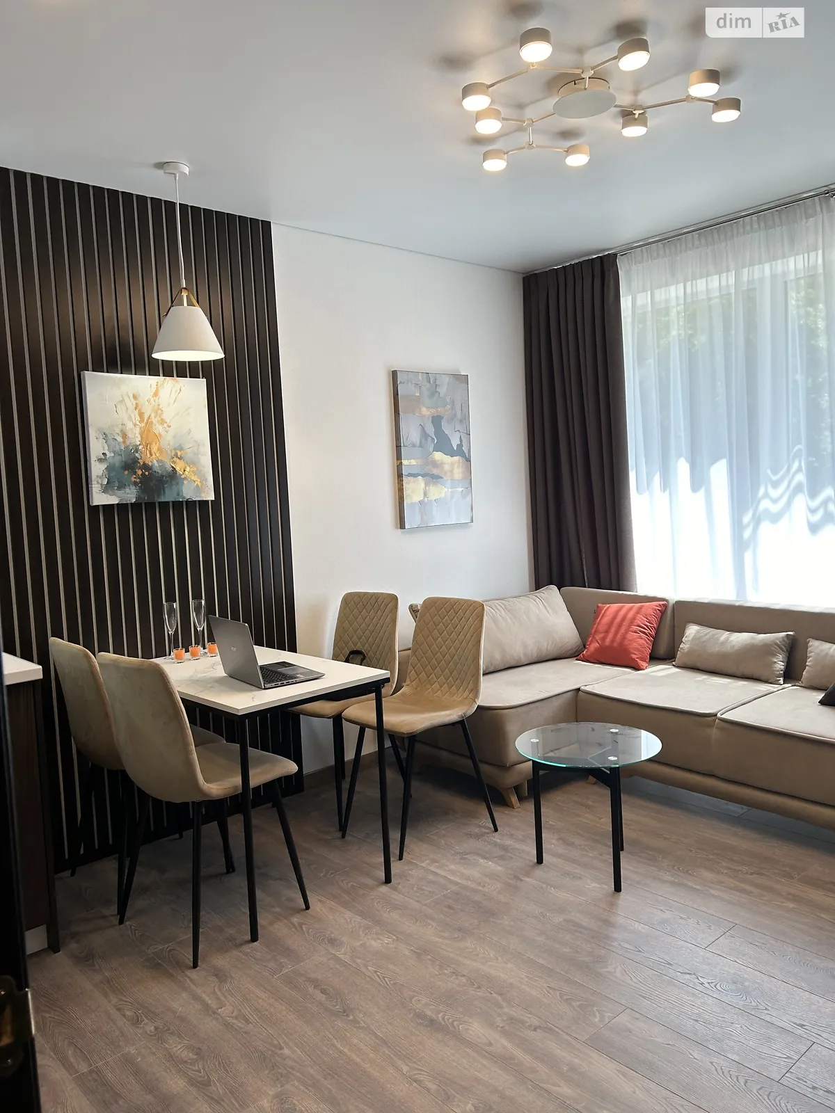 Продается 1-комнатная квартира 43 кв. м в Днепре, ул. Холодильная, 67 корпус 1 - фото 1