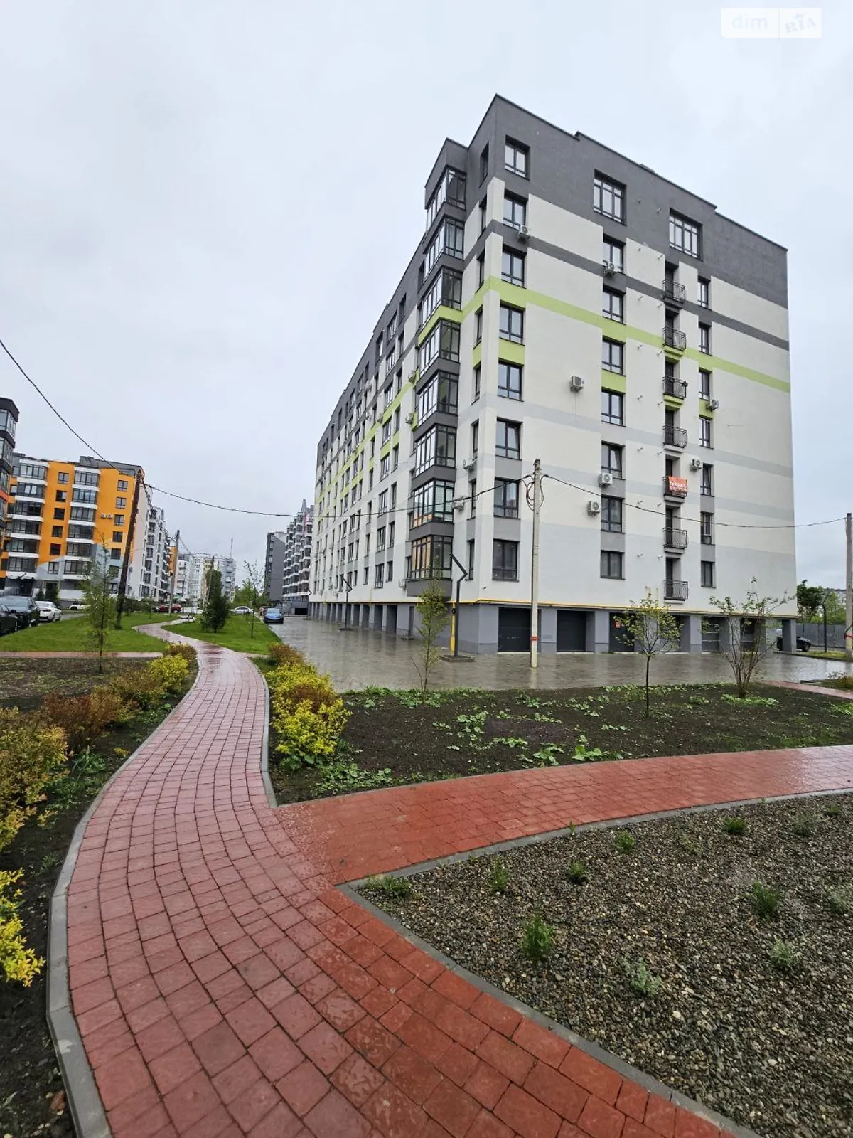 Продается 2-комнатная квартира 66.7 кв. м в Ивано-Франковске, ул. Национальной Гвардии - фото 1