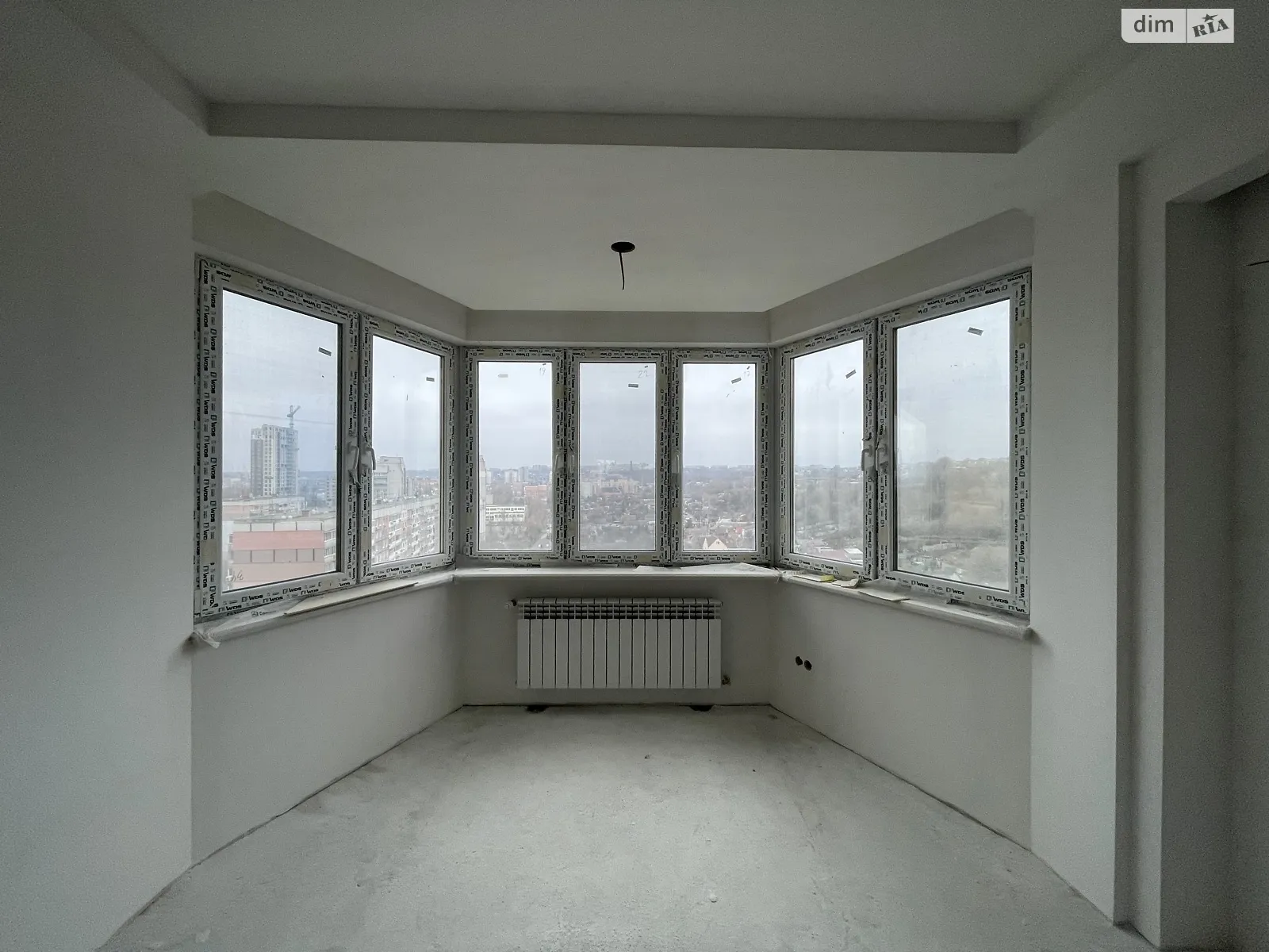 Продается 5-комнатная квартира 162 кв. м в Днепре, ул. Мандрыковская, 136 - фото 1