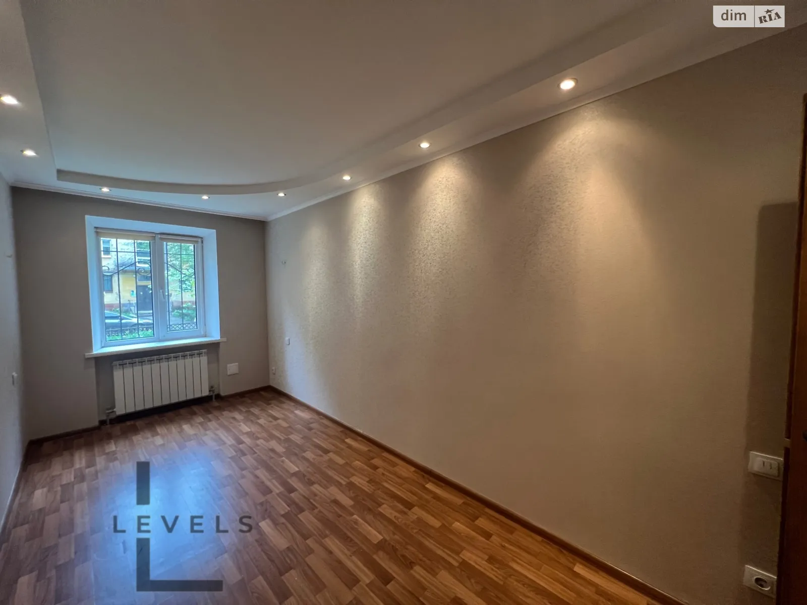 Продается 2-комнатная квартира 43.4 кв. м в Днепре, ул. Новокрымская, 2А - фото 1