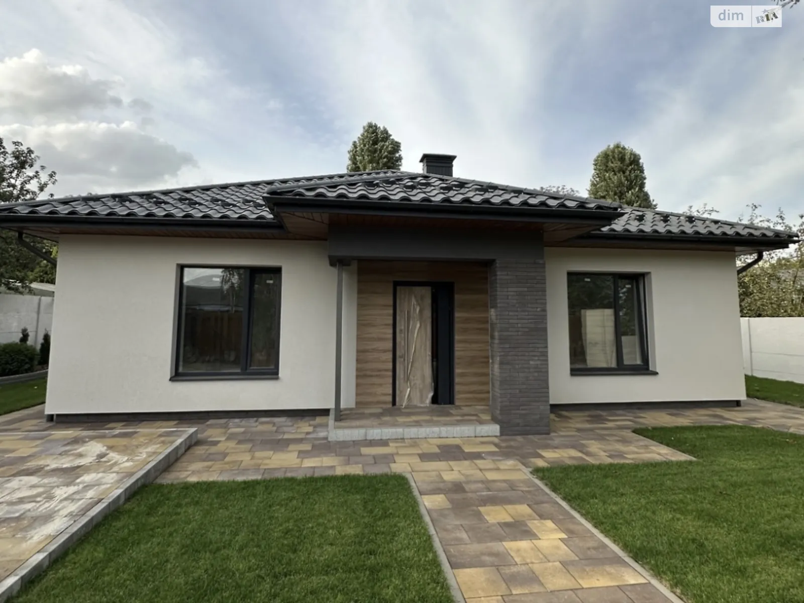 Продается одноэтажный дом 122 кв. м с террасой, цена: 185000 $ - фото 1