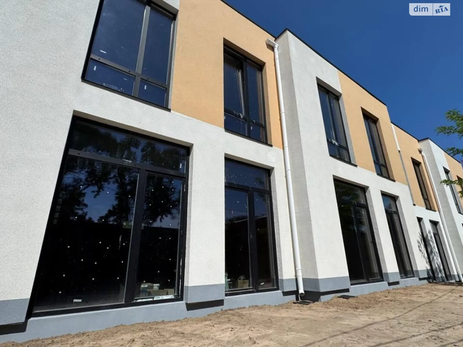 Продається 2-кімнатна квартира 86 кв. м у Черкасах, вул. Дахнівська - фото 1