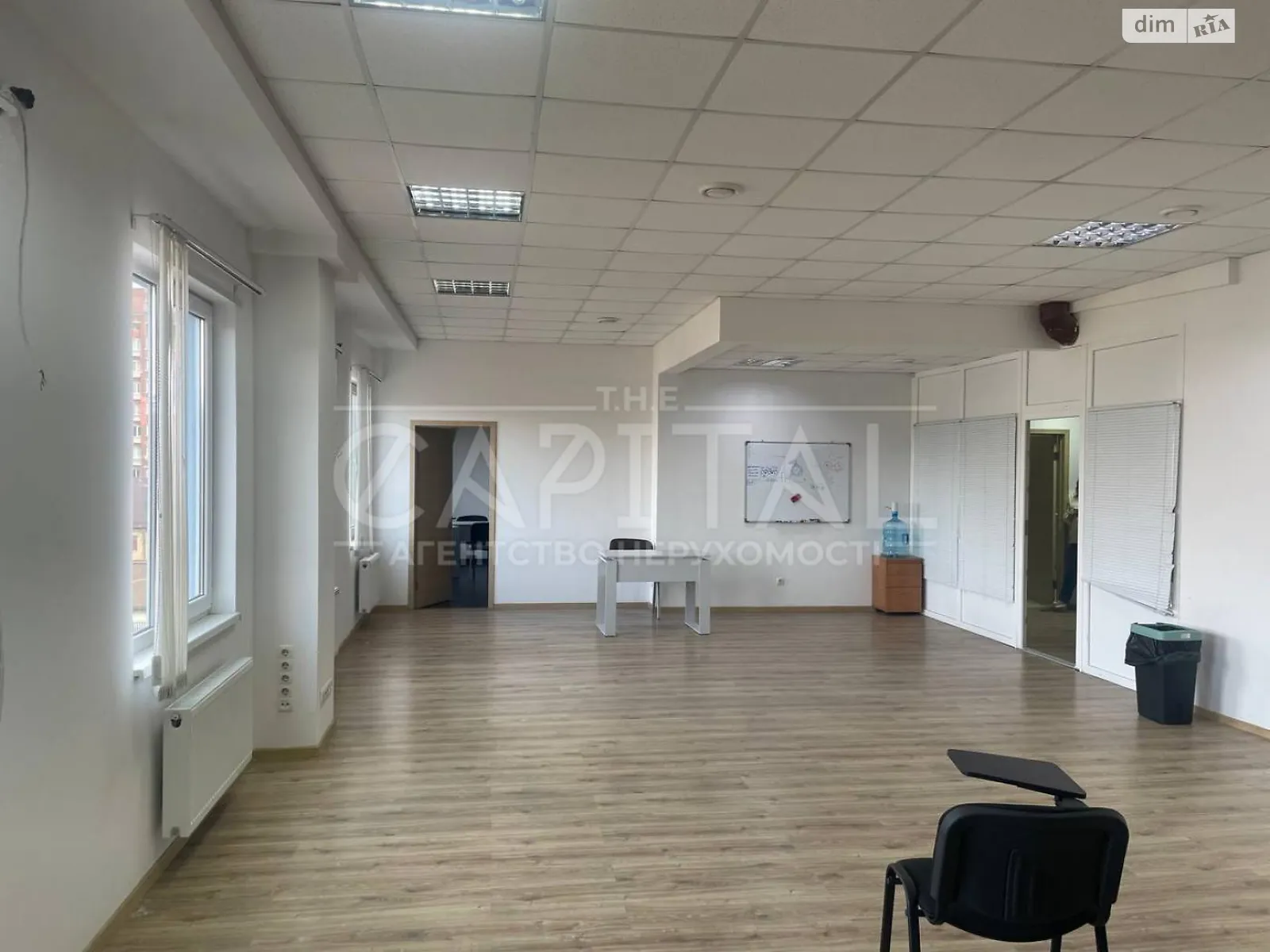 Здається в оренду офіс 165 кв. м в бізнес-центрі, цена: 1300 $ - фото 1