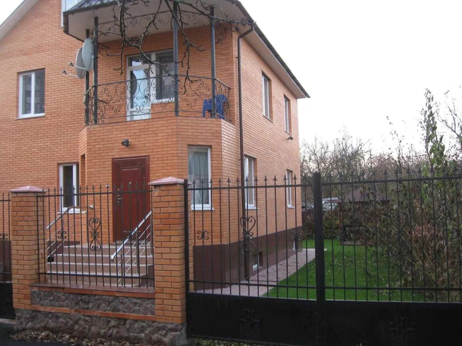 Сдается в аренду офис 253.7 кв. м в бизнес-центре, цена: 1450 $ - фото 1