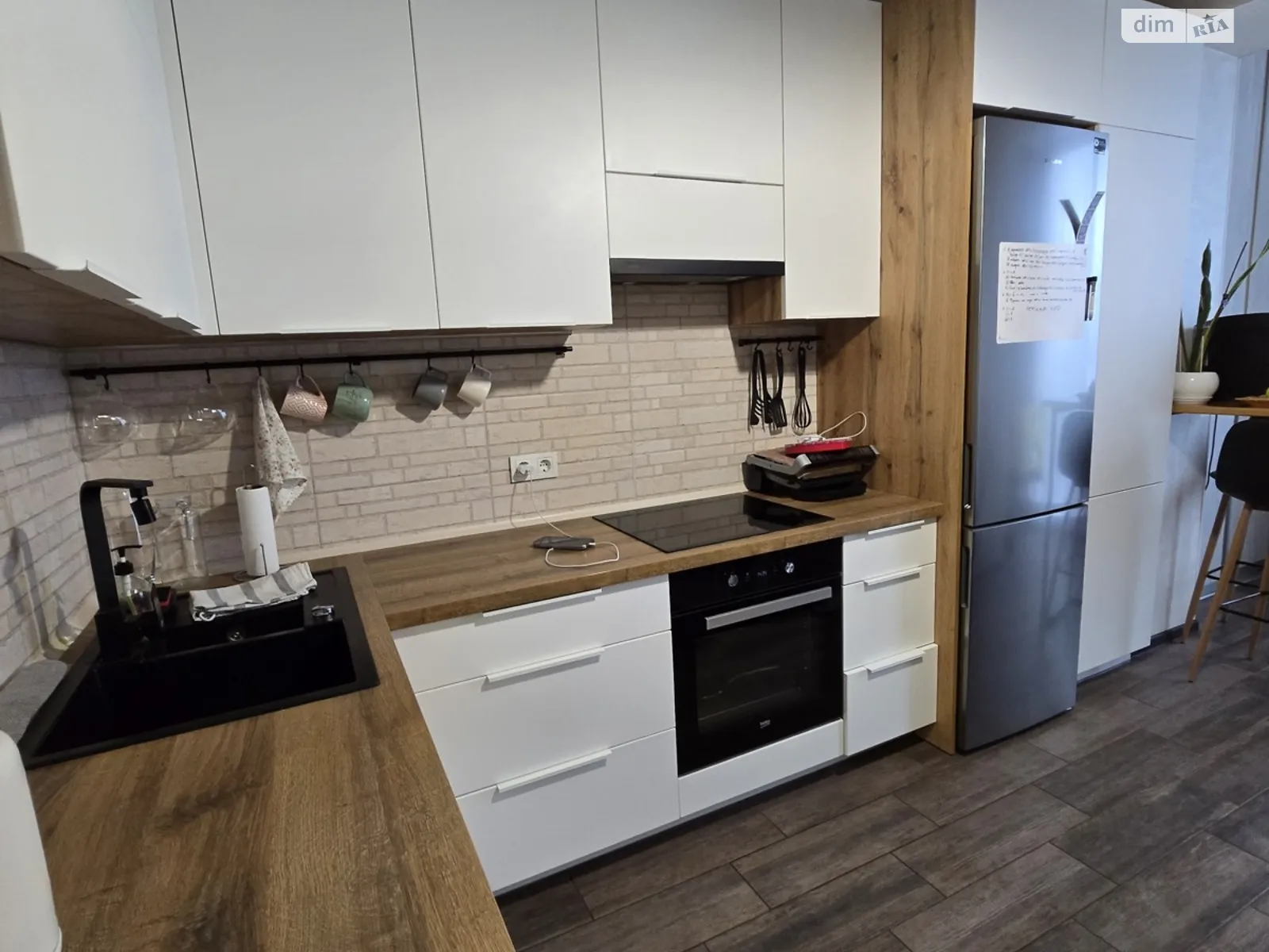 Продается 1-комнатная квартира 46 кв. м в Виннице, ул. Антонова Олега, 13Б - фото 1