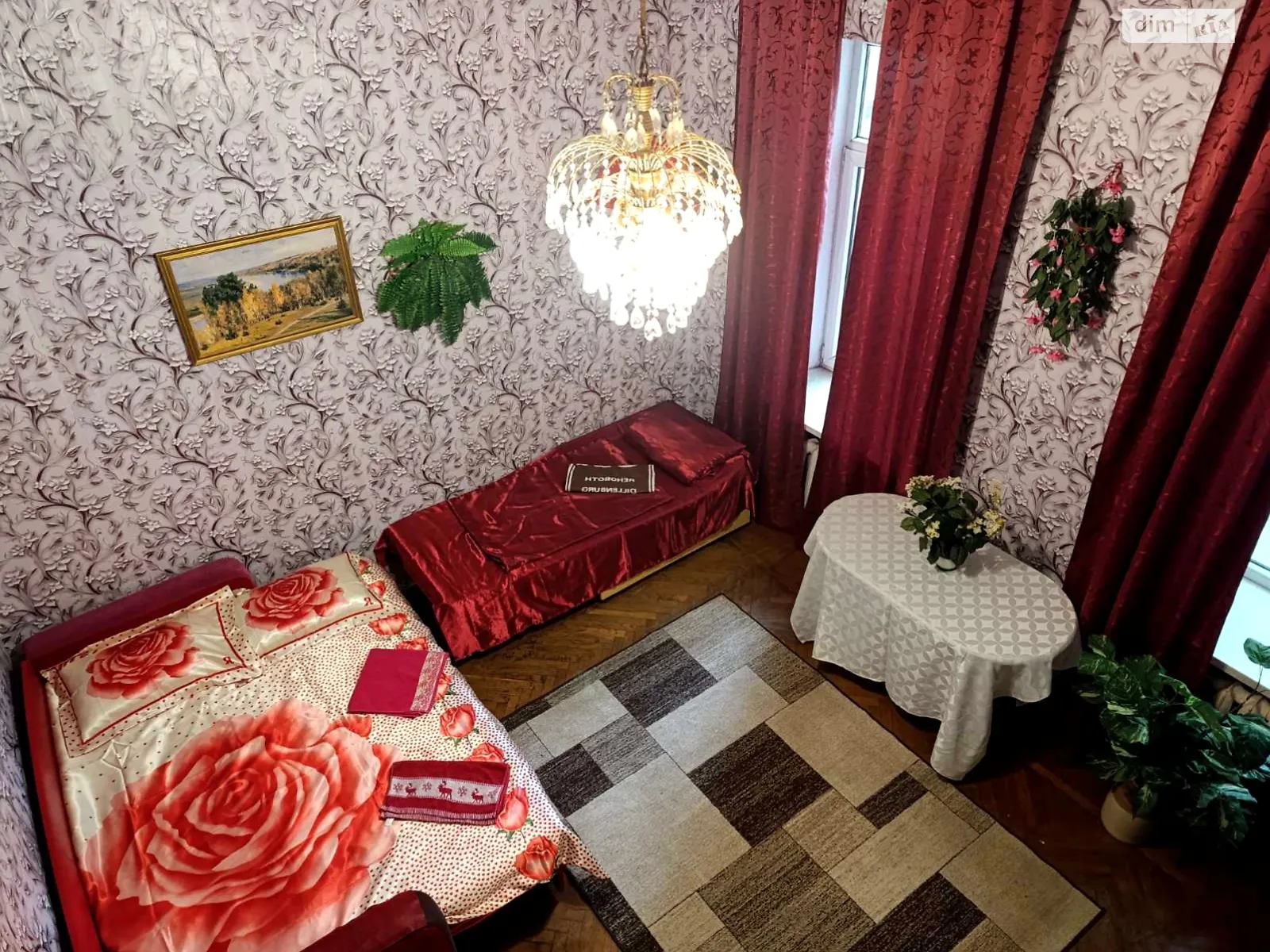 Здається в оренду 3-кімнатна квартира у Одесі, вул. Софіївська, 30 - фото 1