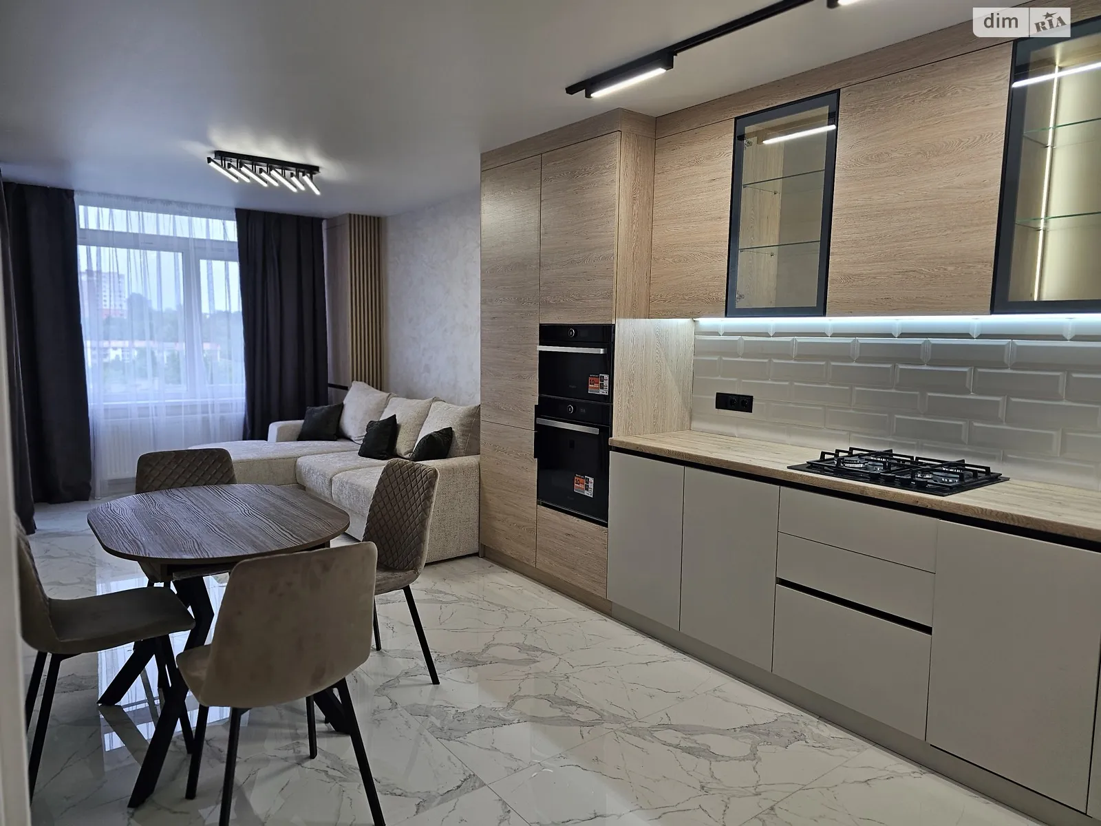 2-комнатная квартира 80 кв. м в Тернополе, ул. Киевская, 9Д - фото 1