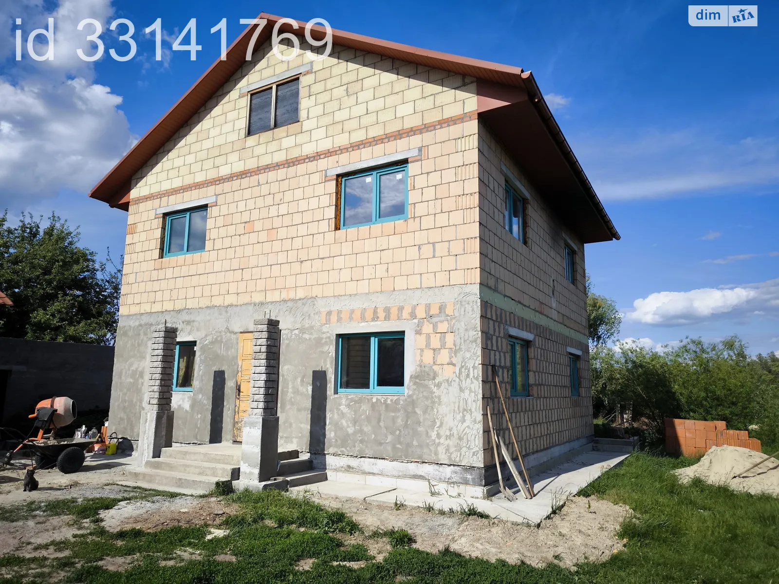 Продается дом на 2 этажа 160 кв. м с гаражом, цена: 80000 $ - фото 1