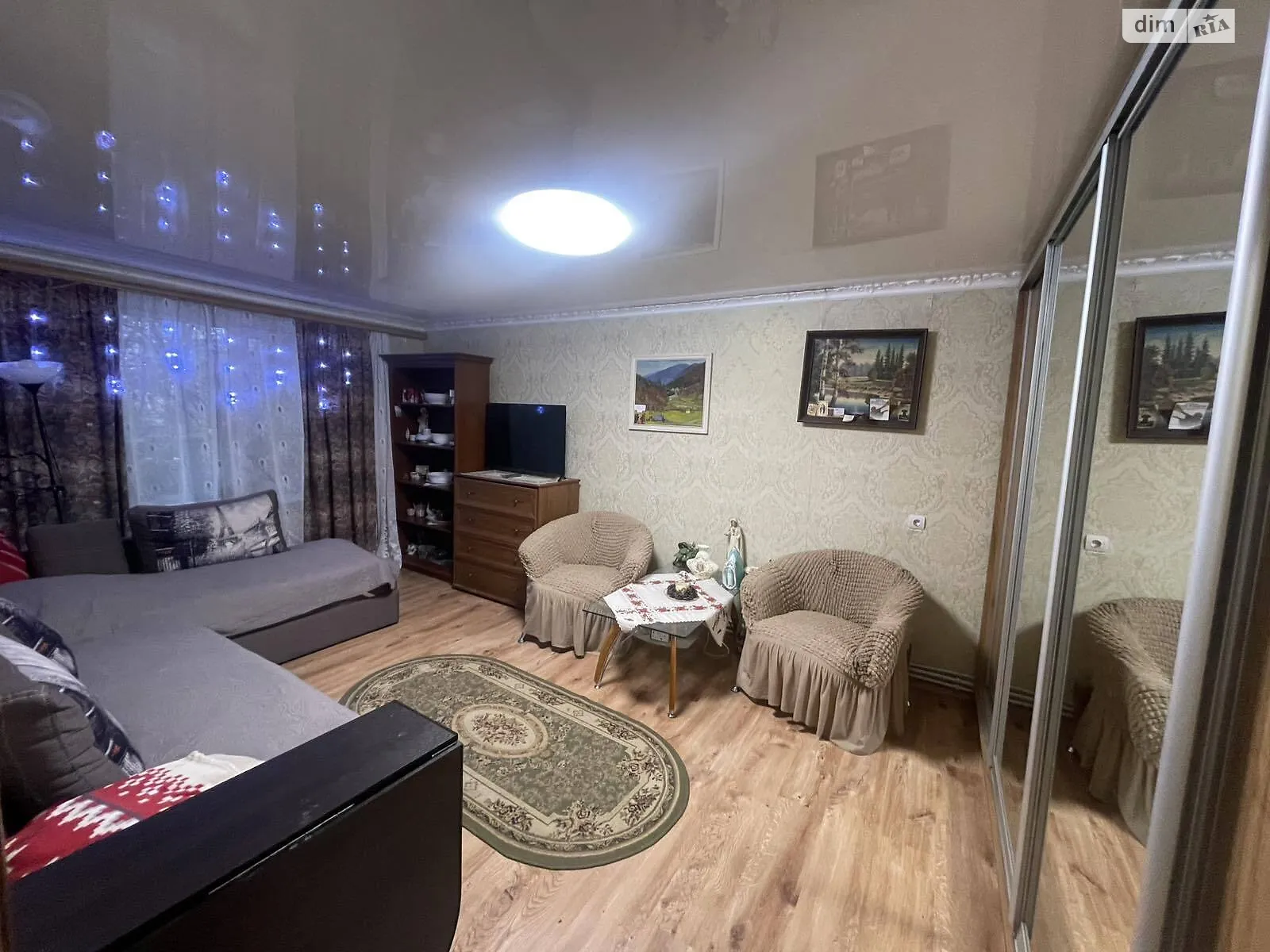 Продается 1-комнатная квартира 37.7 кв. м в Ужгороде, цена: 45000 $ - фото 1