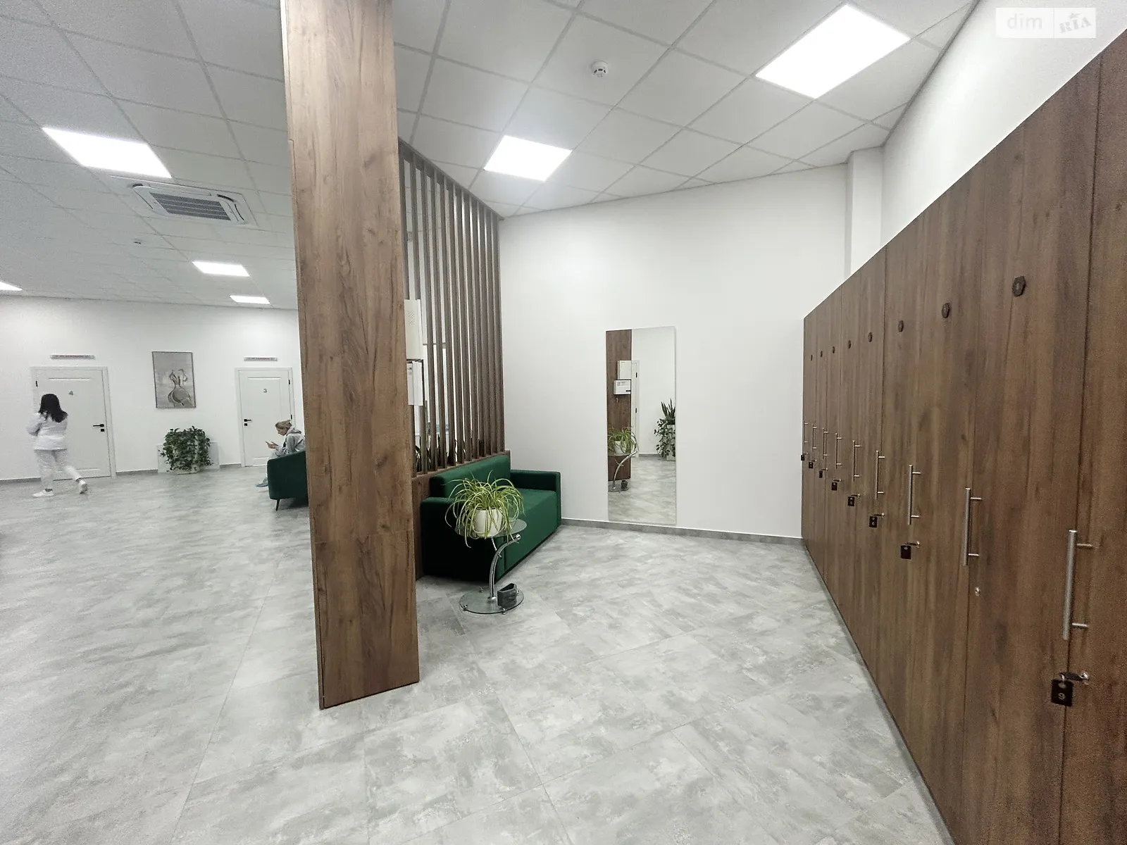Здається в оренду офіс 400 кв. м в бізнес-центрі, цена: 5000 $ - фото 1