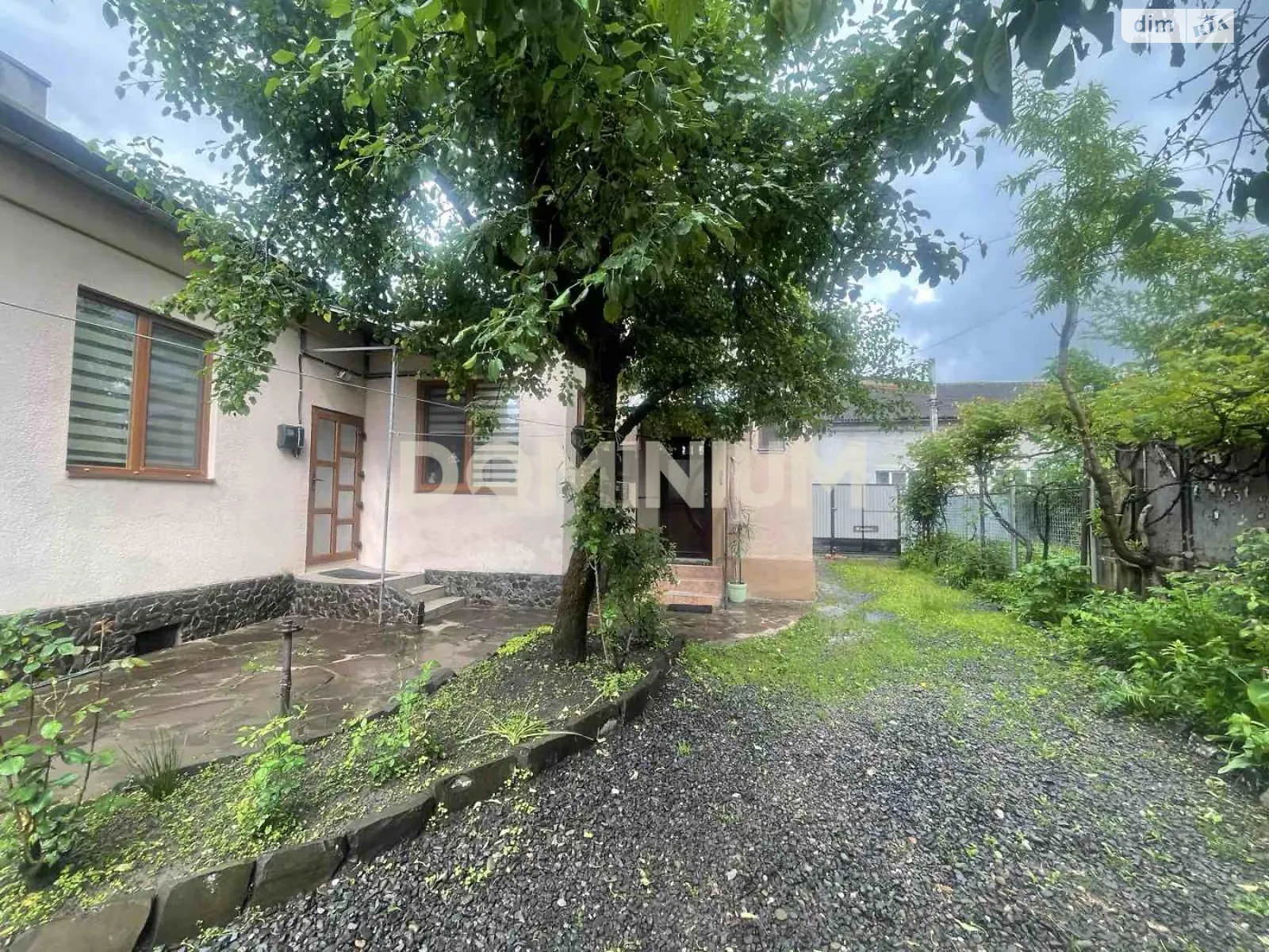 Продается 3-комнатная квартира 92.5 кв. м в Хусте, ул. Жан Роша(Чехова), 12 - фото 1