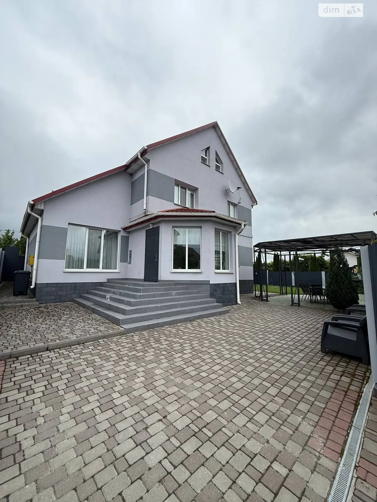 Продается дом на 2 этажа 204 кв. м с верандой, цена: 198000 $ - фото 1