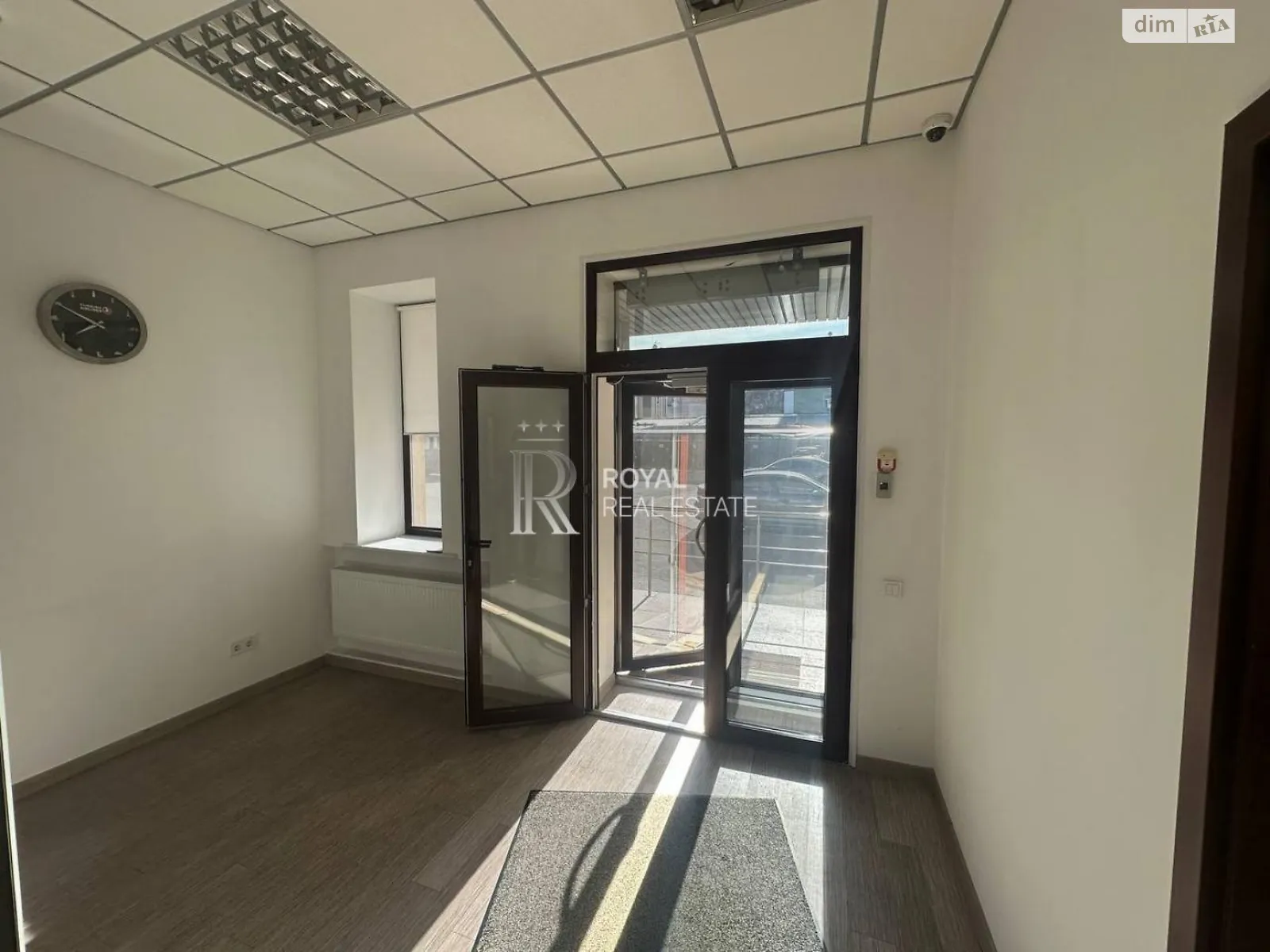 Здається в оренду офіс 231 кв. м в бізнес-центрі, цена: 3465 $ - фото 1