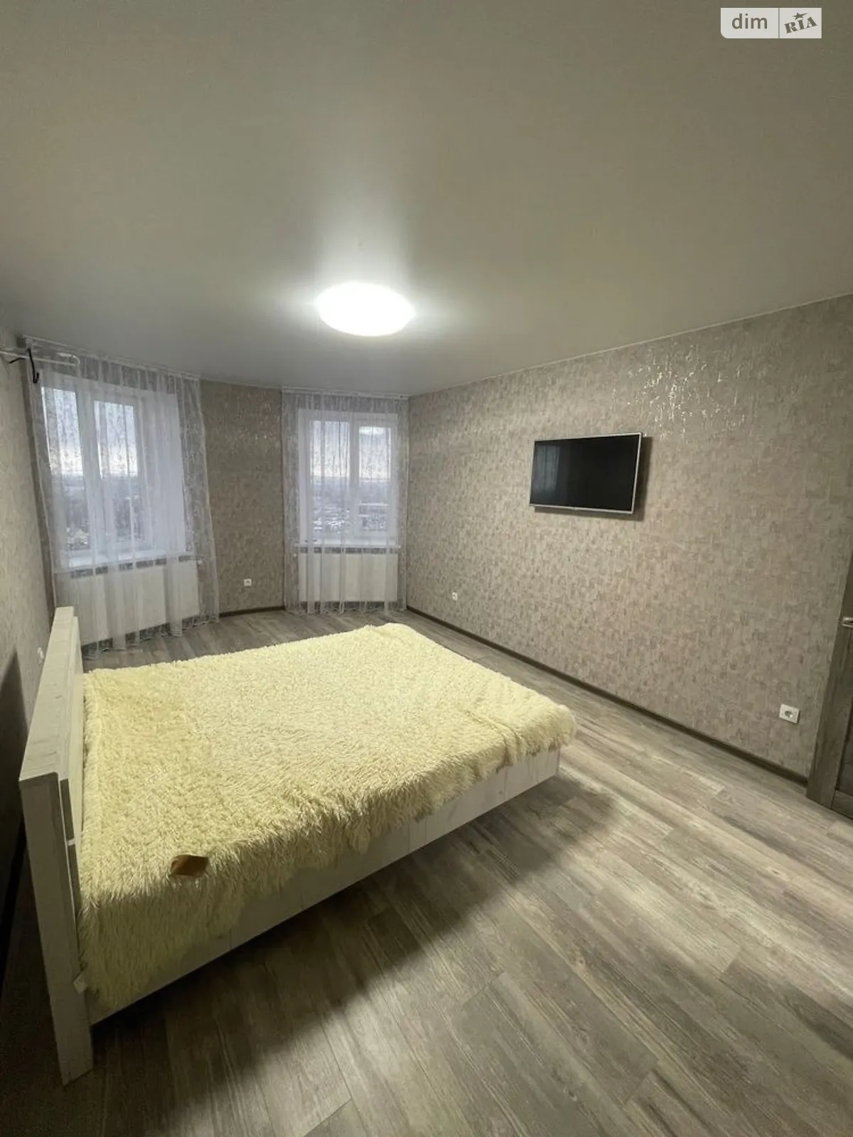 Сдается в аренду 1-комнатная квартира 51 кв. м в Хмельницком, ул. Заречанская, 44/1 - фото 1