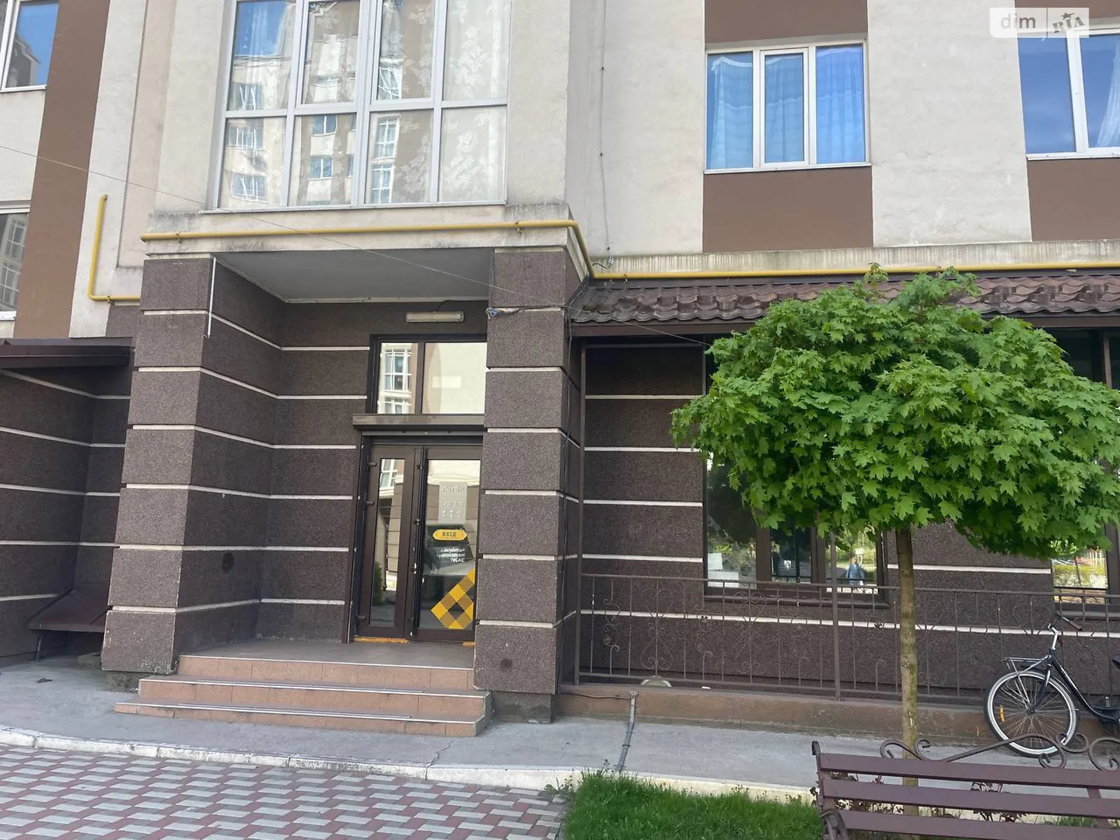 Сдается в аренду помещения свободного назначения 90 кв. м в 10-этажном здании, цена: 27000 грн - фото 1