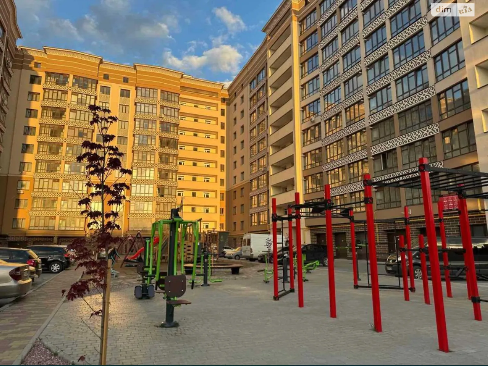 Продається 3-кімнатна квартира 118 кв. м у Хмельницькому, вул. Проскурівського Підпілля, 110 - фото 1