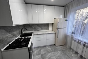 Продаж квартири, Дніпро, р‑н. Тополя-3, Тополя-3 масив, буд. 21 корпус 2