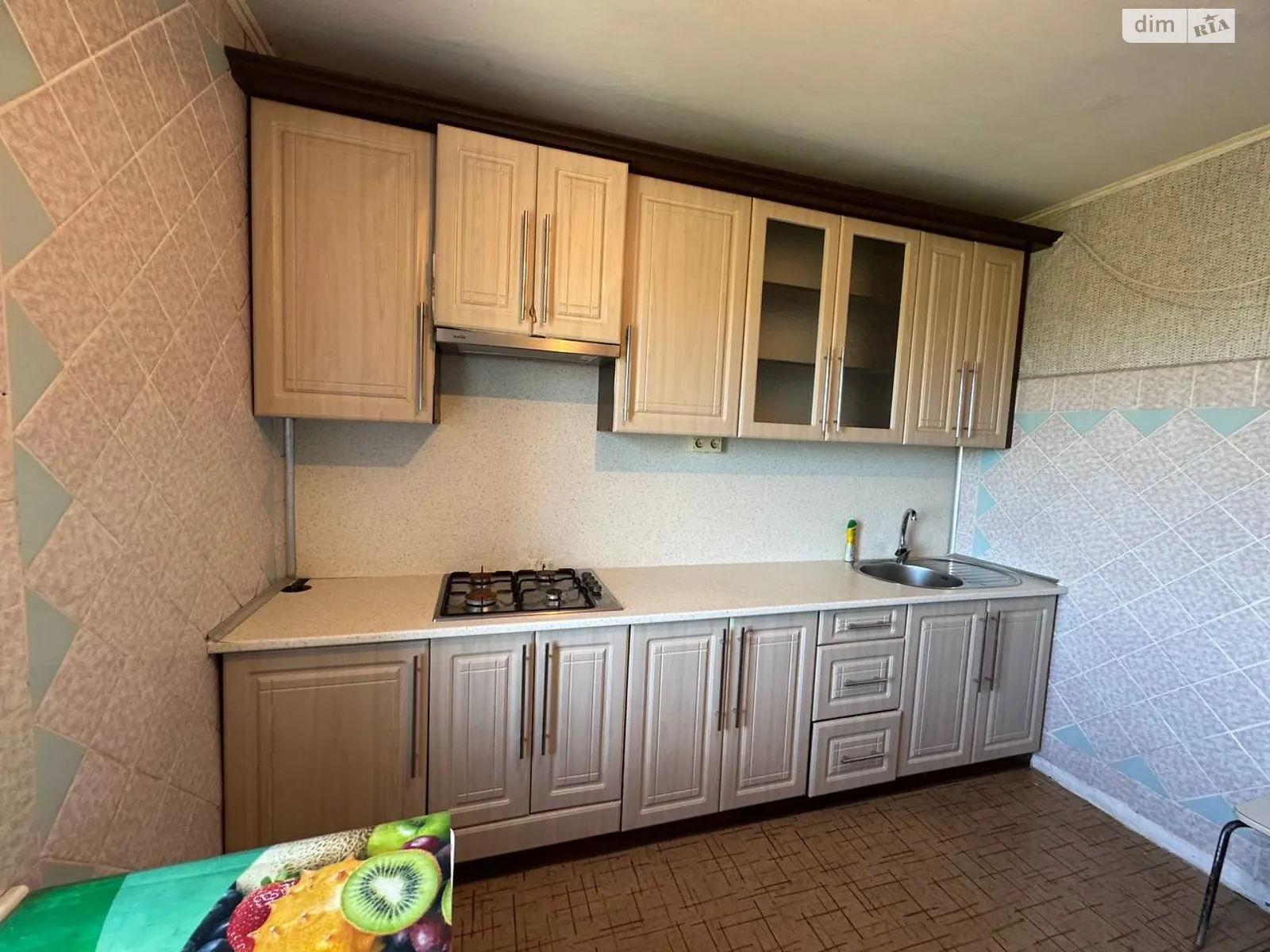 Продается 1-комнатная квартира 37 кв. м в Кременчуге, ул. Алексея Древаля (Петровского), 87 - фото 1