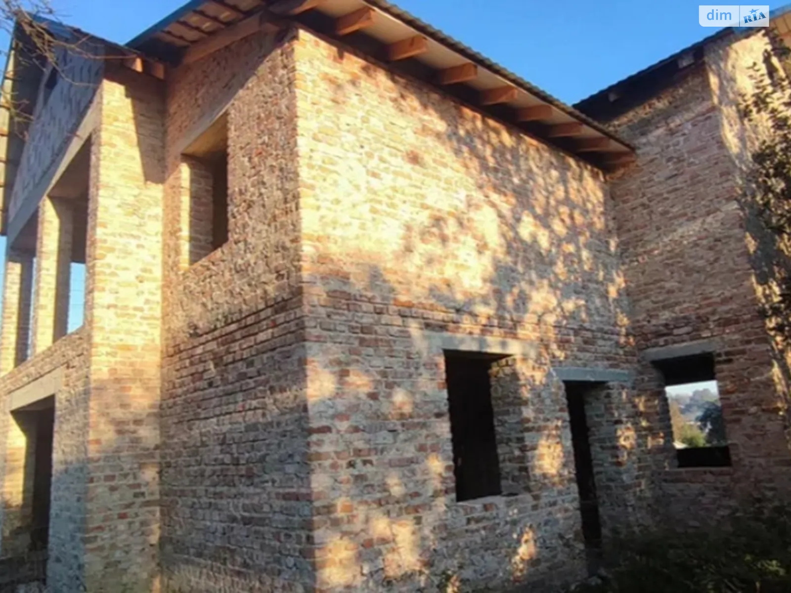 Продается дом на 2 этажа 173 кв. м с беседкой, цена: 69999 $ - фото 1
