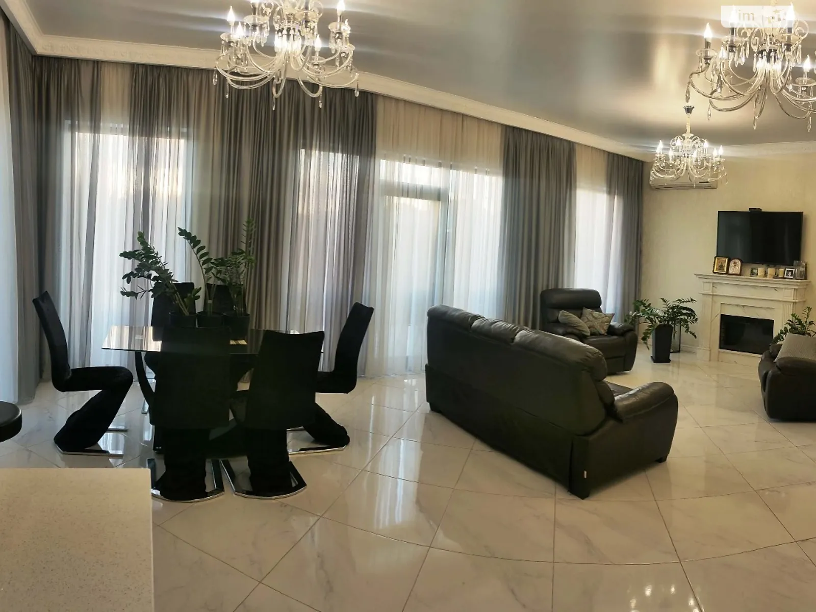 Продается дом на 2 этажа 168.4 кв. м с баней/сауной, цена: 250000 $ - фото 1