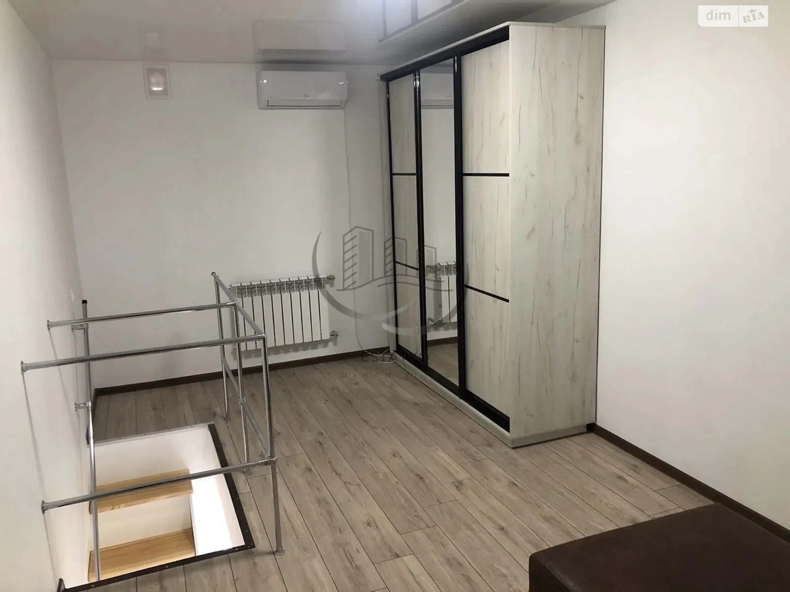 Сдается в аренду 1-комнатная квартира 38 кв. м в Харькове, ул. Козакевича, 27 - фото 1