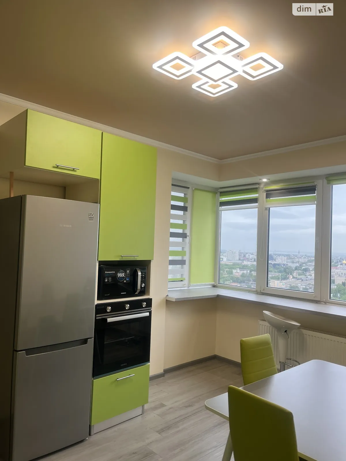 Сдается в аренду 2-комнатная квартира 60 кв. м в Одессе, цена: 460 € - фото 1