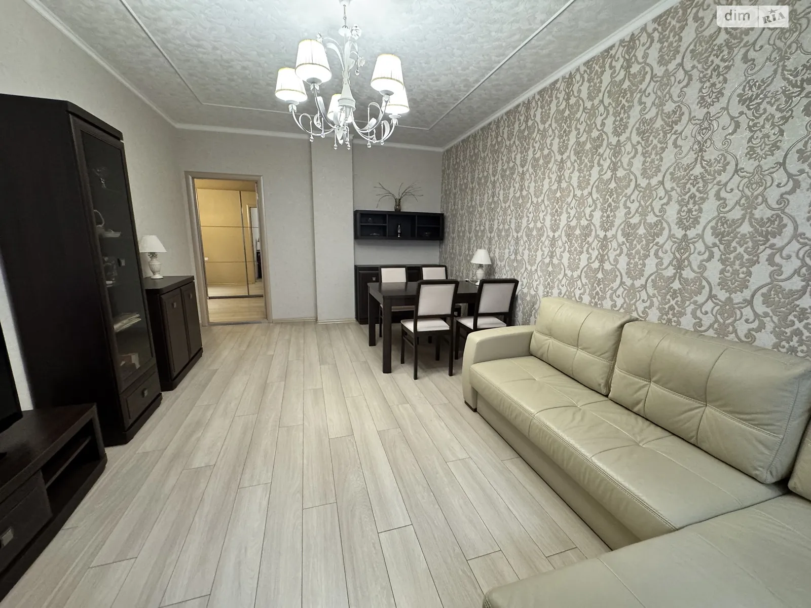 Продается 1-комнатная квартира 61.3 кв. м в Одессе, ул. Добровольцев(Маршала Говорова), 10Г - фото 1