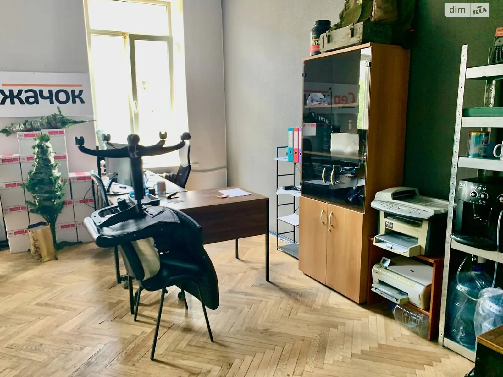 Сдается в аренду офис 28 кв. м в бизнес-центре, цена: 14000 грн - фото 1