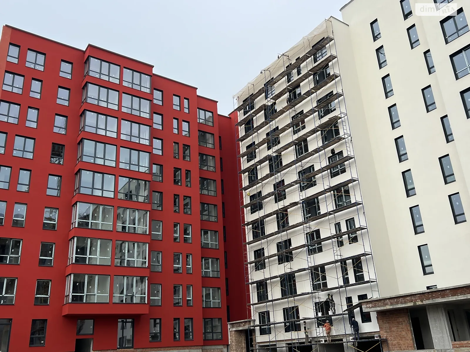 Продается 1-комнатная квартира 42.05 кв. м в Ивано-Франковске, ул. Национальной Гвардии - фото 1