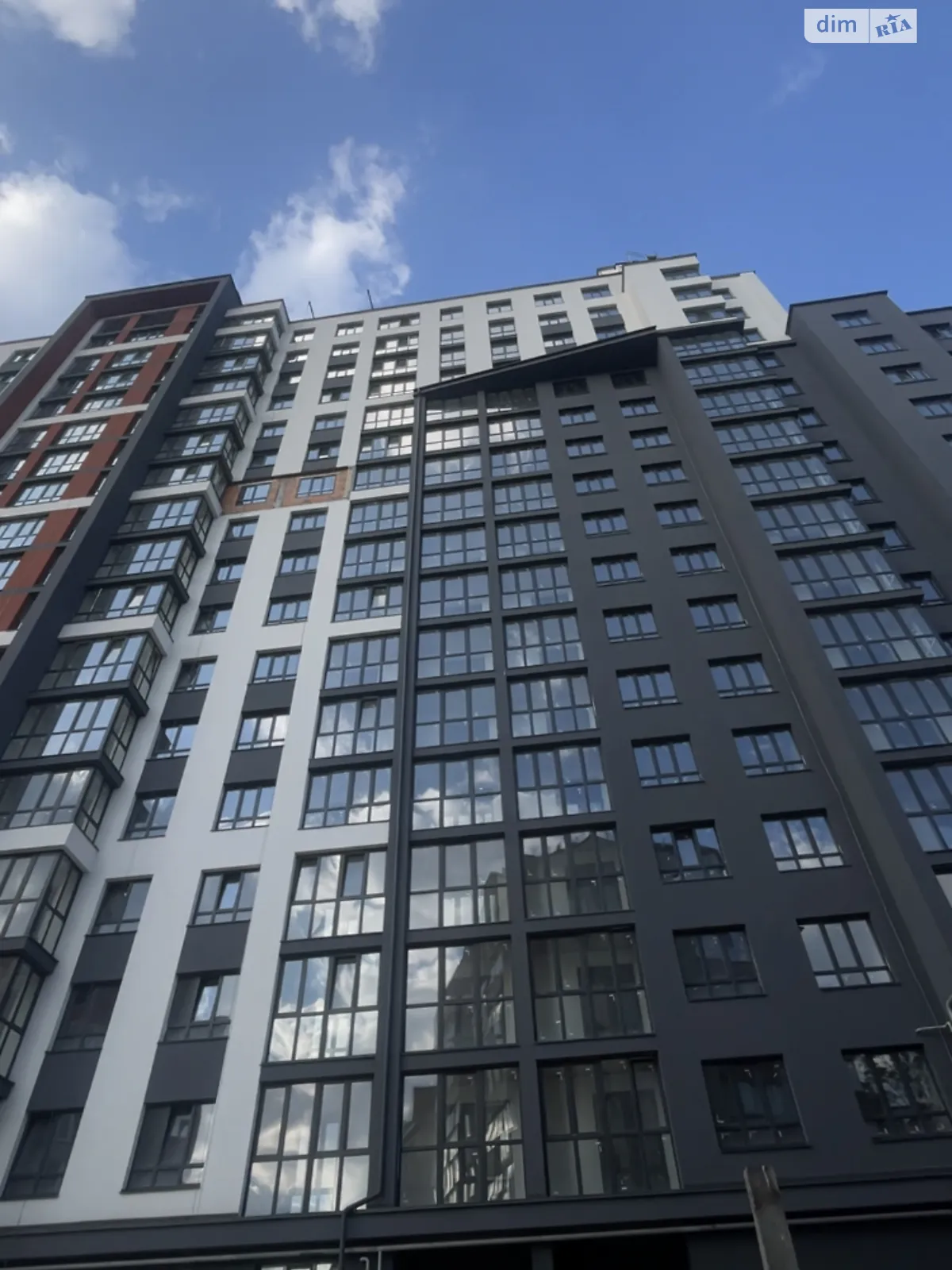 2-комнатная квартира 62 кв. м в Тернополе, ул. Полковника Данила Нечая, 25 - фото 1