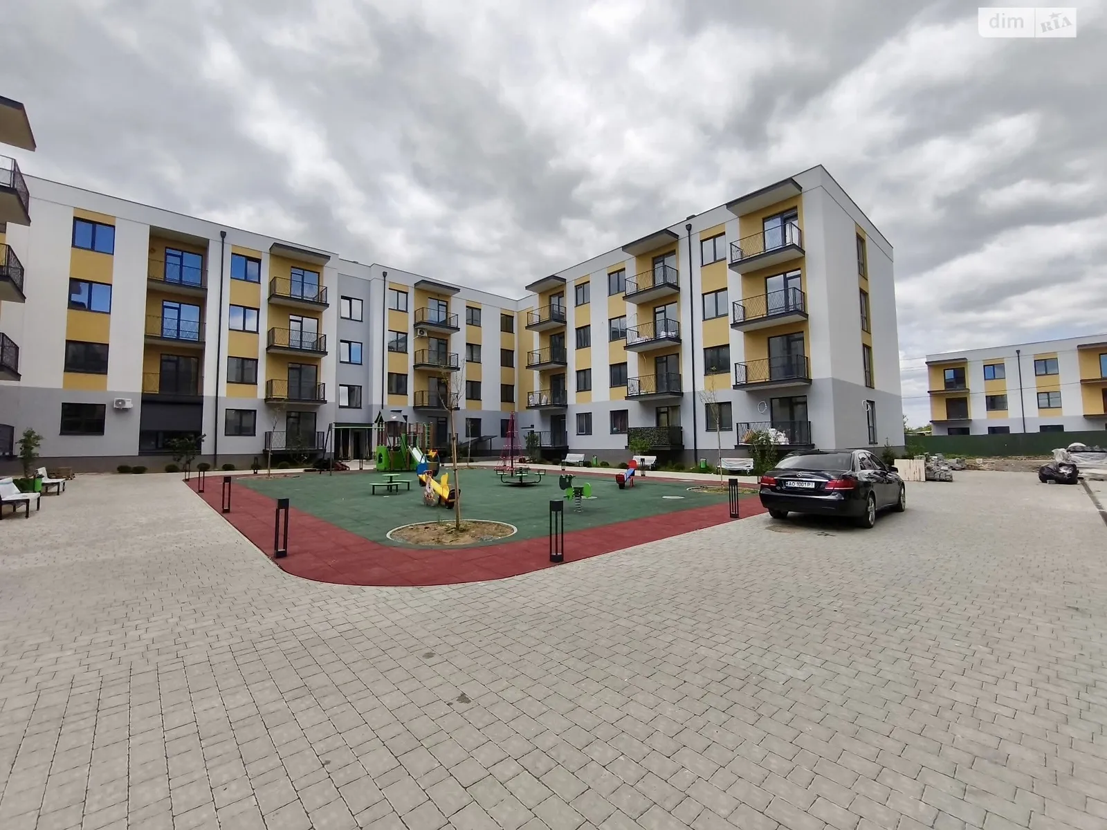 Продається 1-кімнатна квартира 38.97 кв. м у Ужгороді, вул. Загорська, 180 - фото 1