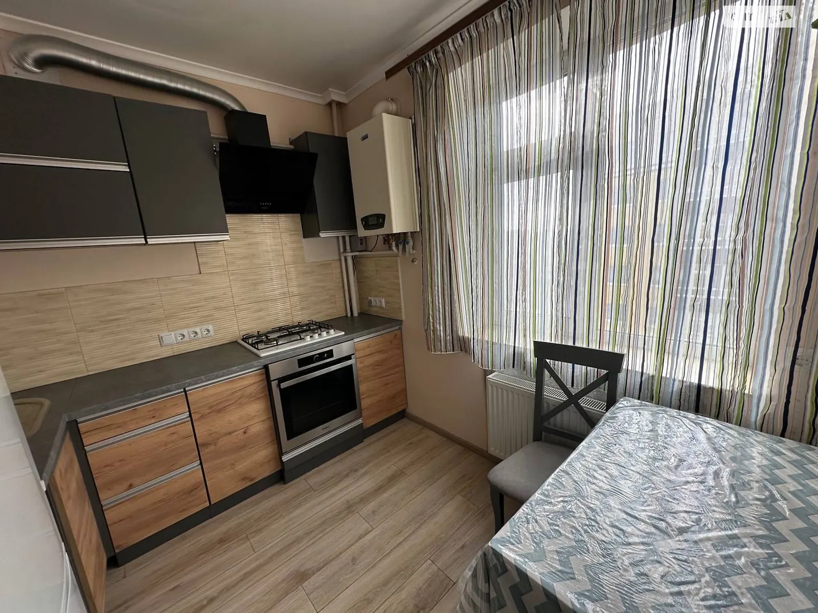 Сдается в аренду 1-комнатная квартира 34.7 кв. м в, цена: 11000 грн - фото 1