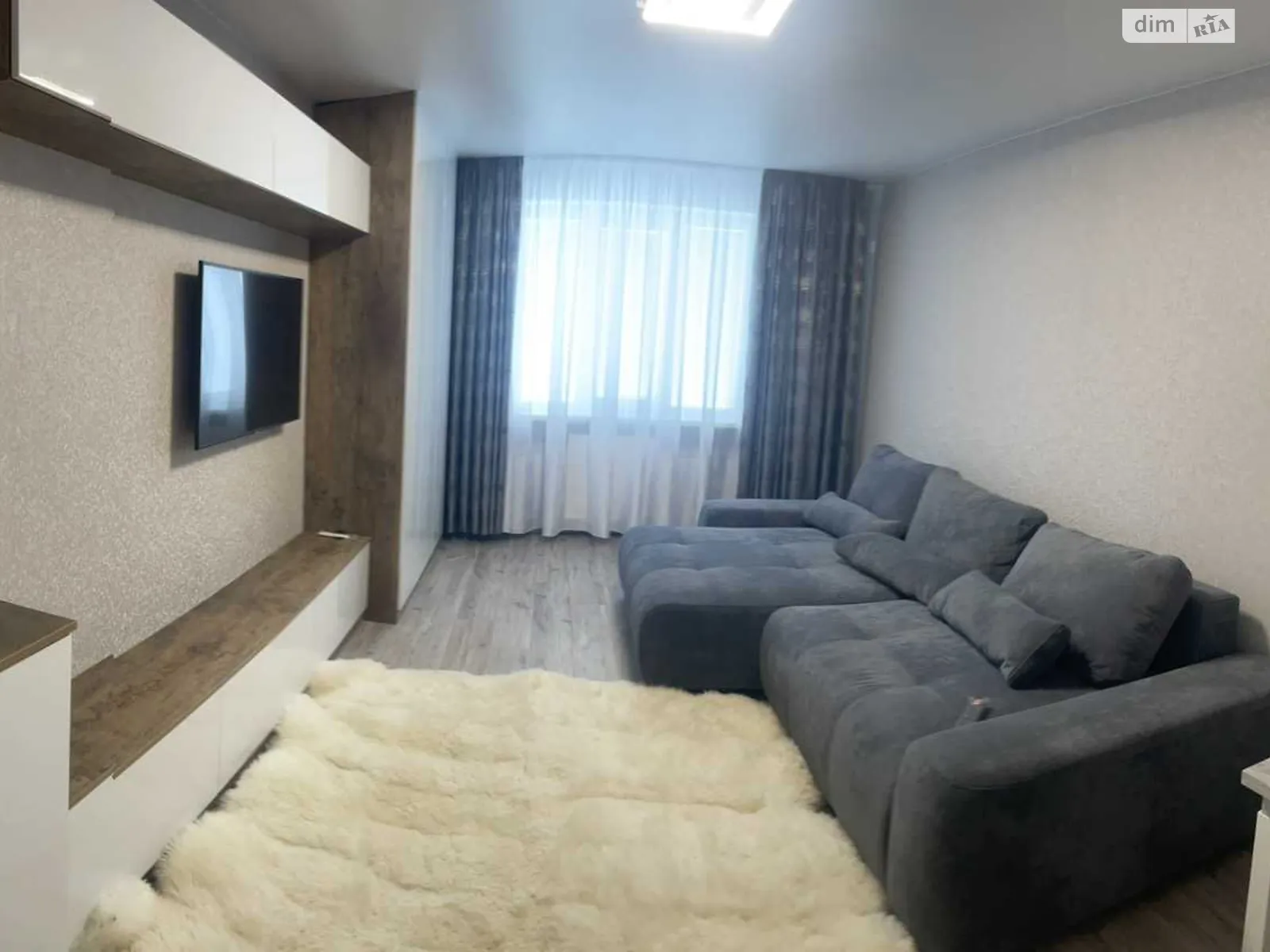 Продається 1-кімнатна квартира 43.1 кв. м у Полтаві, вул. Геннадія Біліченка(Петровського) - фото 1