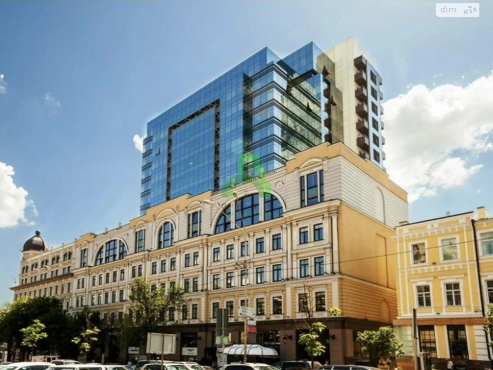 Сдается в аренду офис 110 кв. м в бизнес-центре, цена: 6080 $ - фото 1