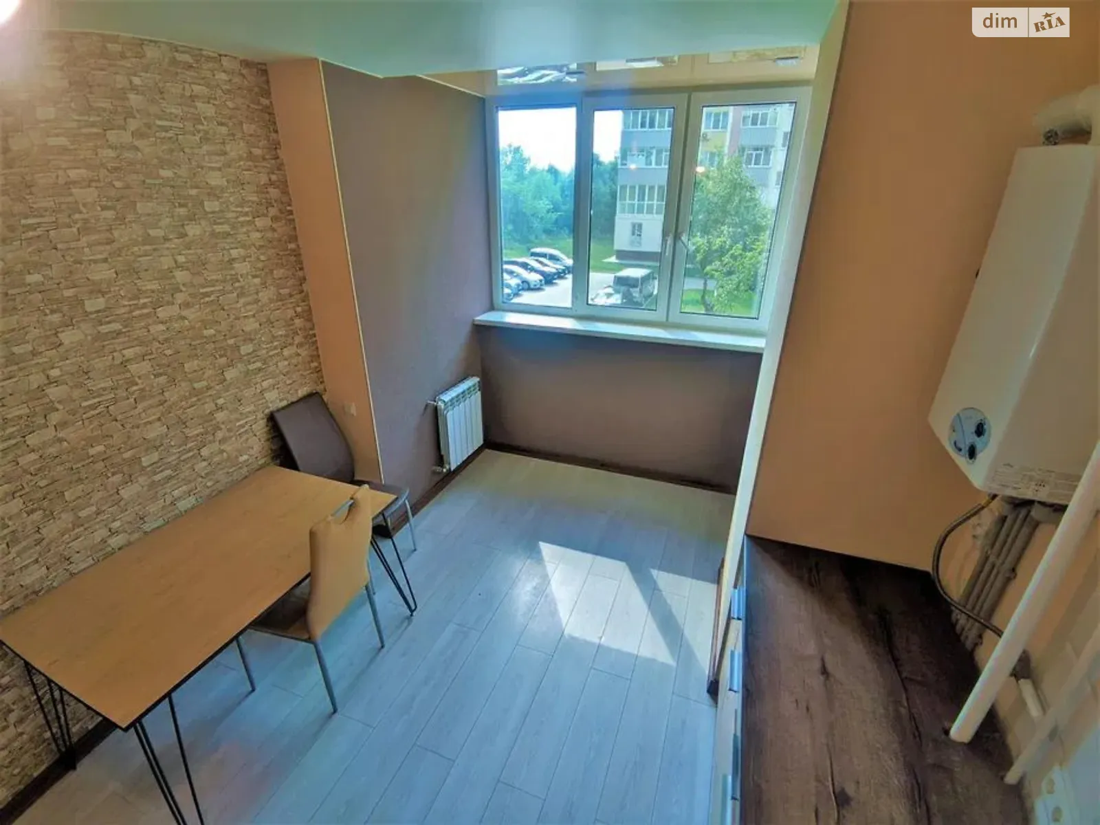 Продается 1-комнатная квартира 41 кв. м в Полтаве - фото 1