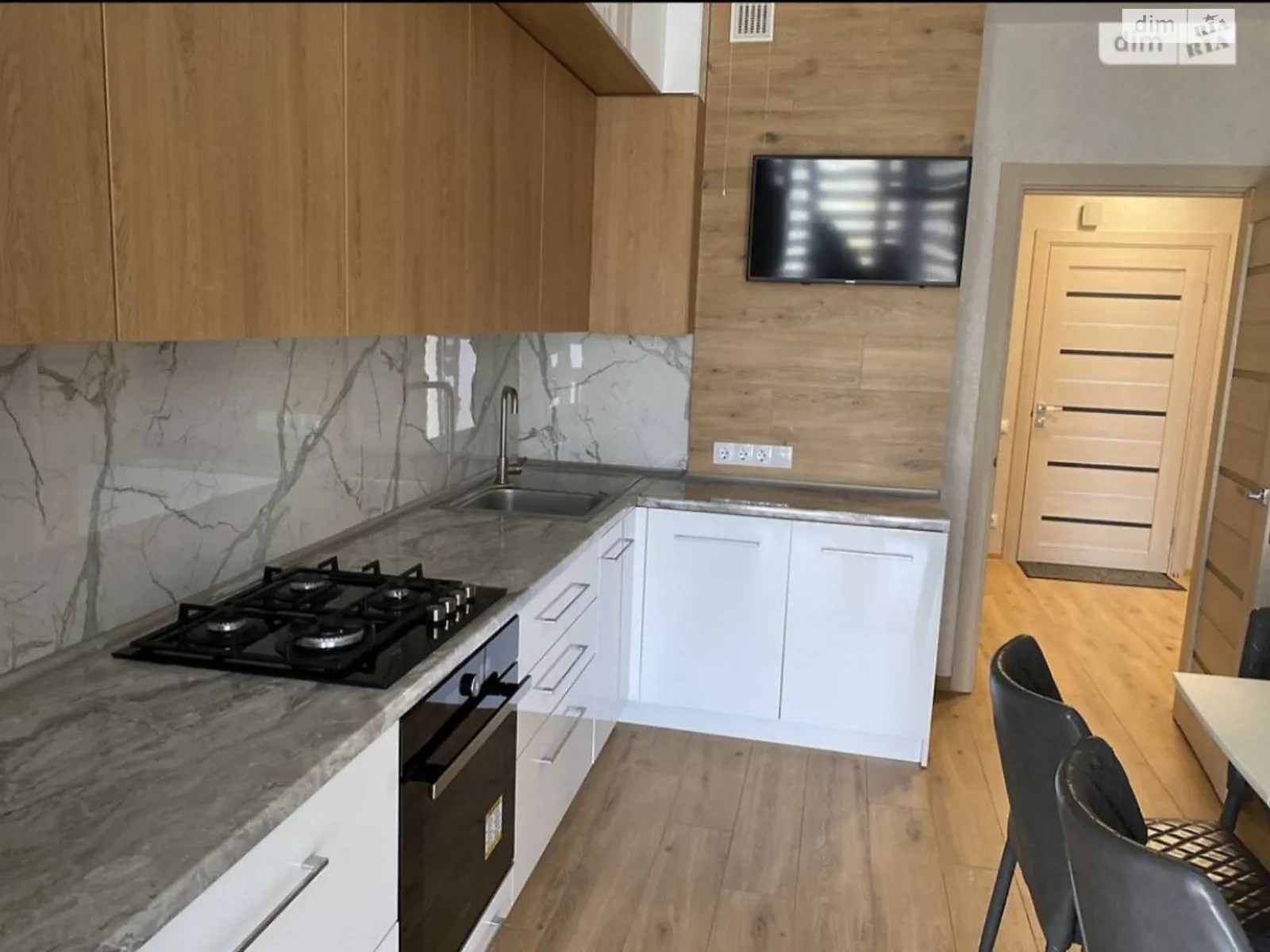 Продается 1-комнатная квартира 42 кв. м в Житомире, ул. Витрука, 6В - фото 1
