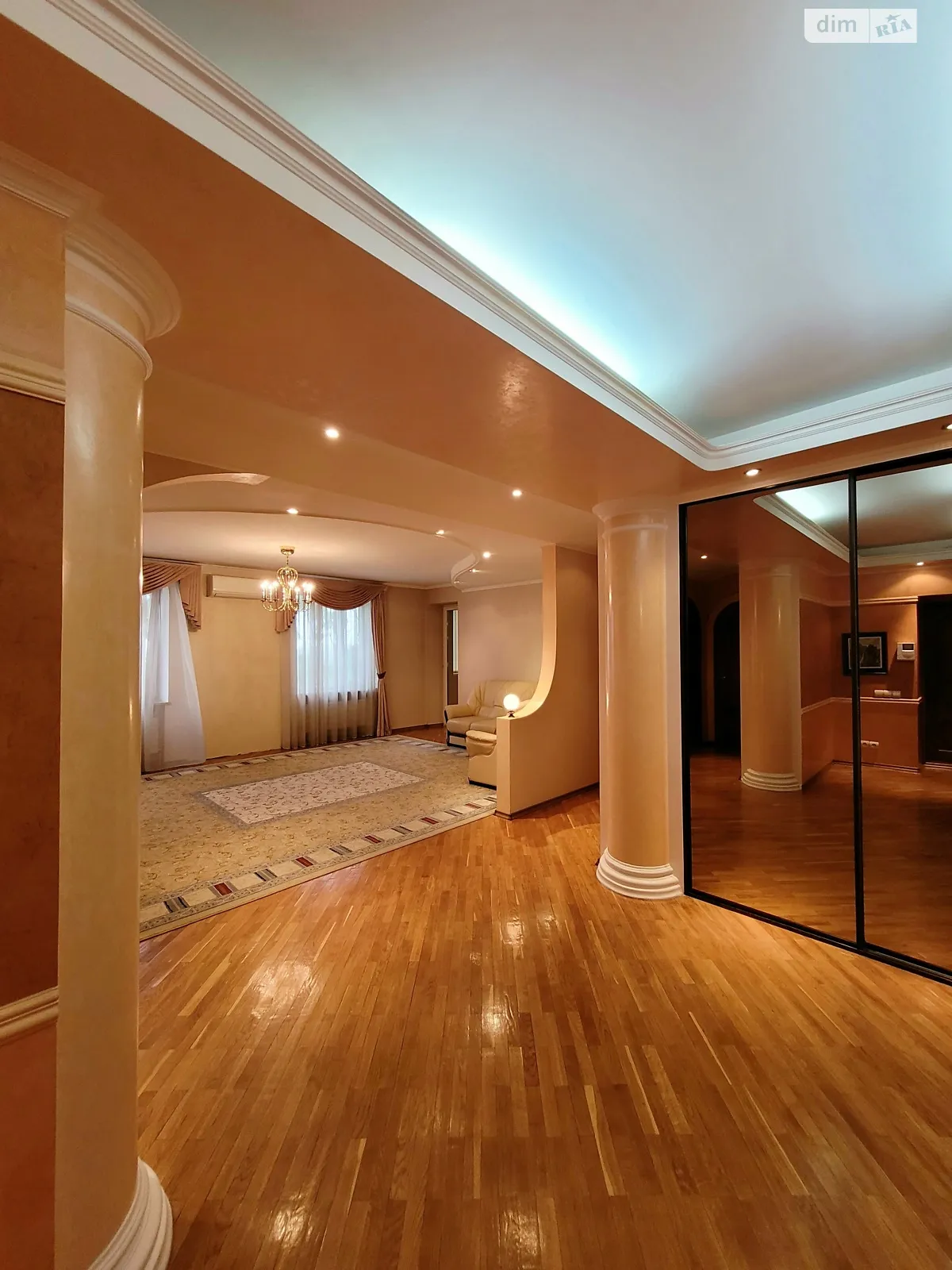 Продається 3-кімнатна квартира 106 кв. м у Житомирі, вул. Святослава Ріхтера, 17 - фото 1