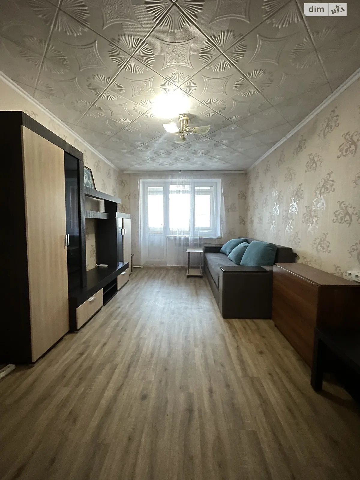Продается 1-комнатная квартира 30 кв. м в Черноморске, ул. Виталия Шума, 19 - фото 1