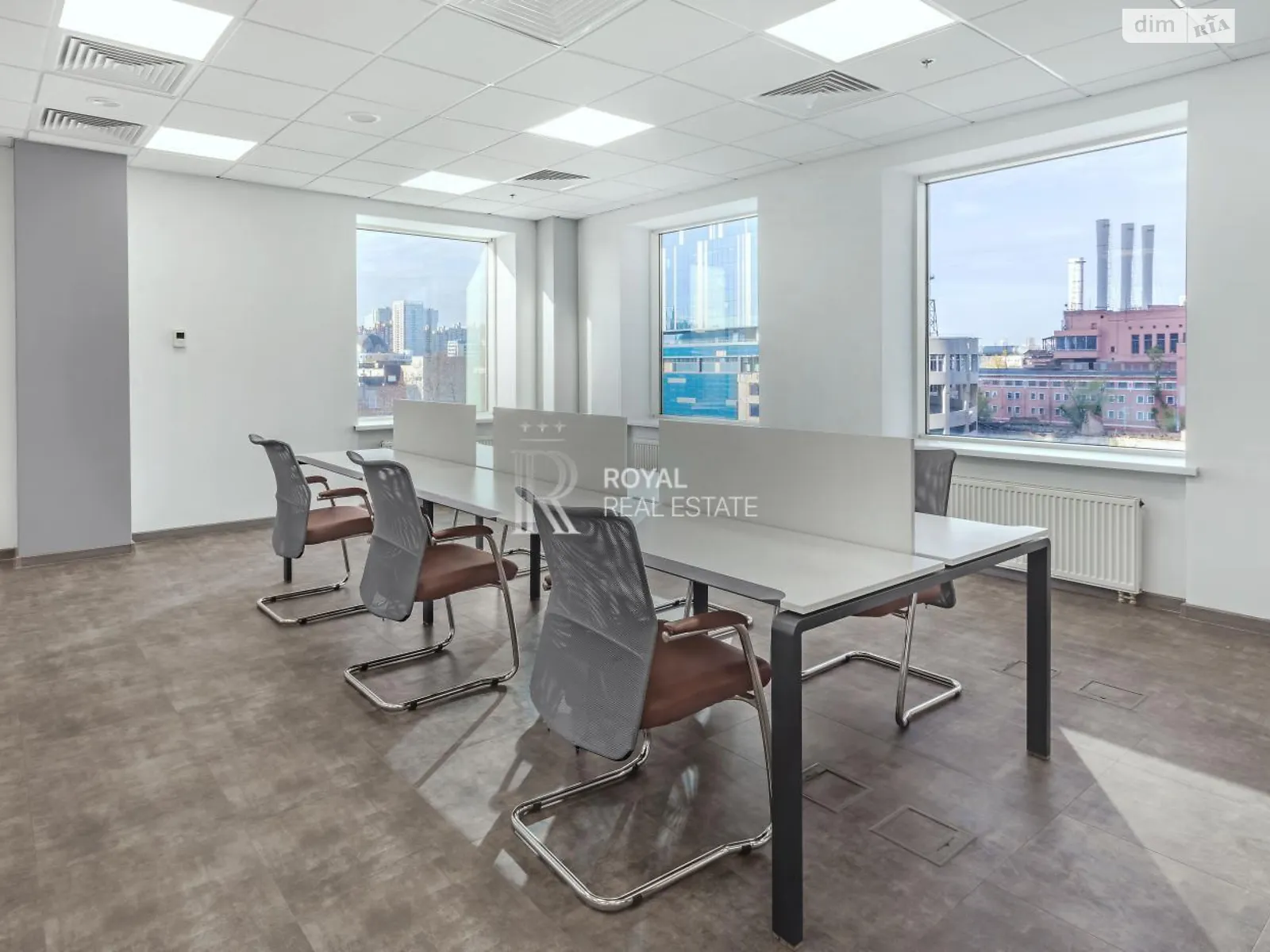 Здається в оренду офіс 193 кв. м в бізнес-центрі, цена: 5558 $ - фото 1