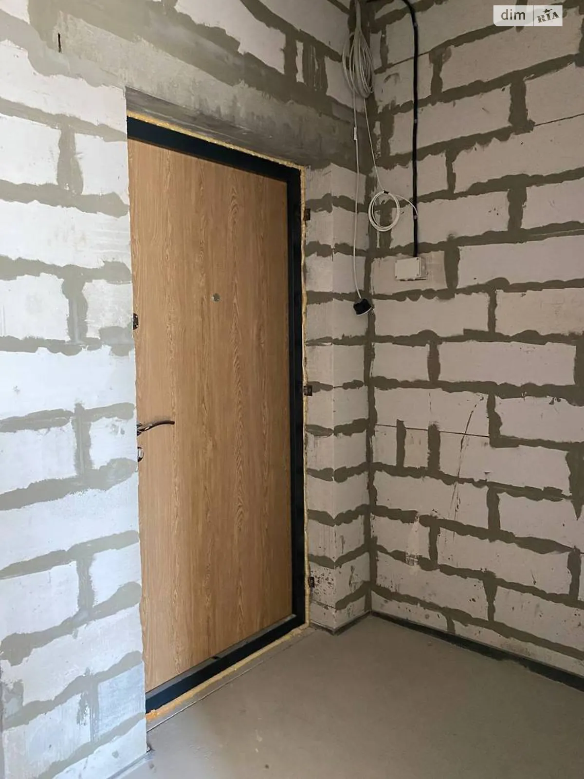 Продается 1-комнатная квартира 44 кв. м в Одессе, просп. Гагарина, 19В - фото 1