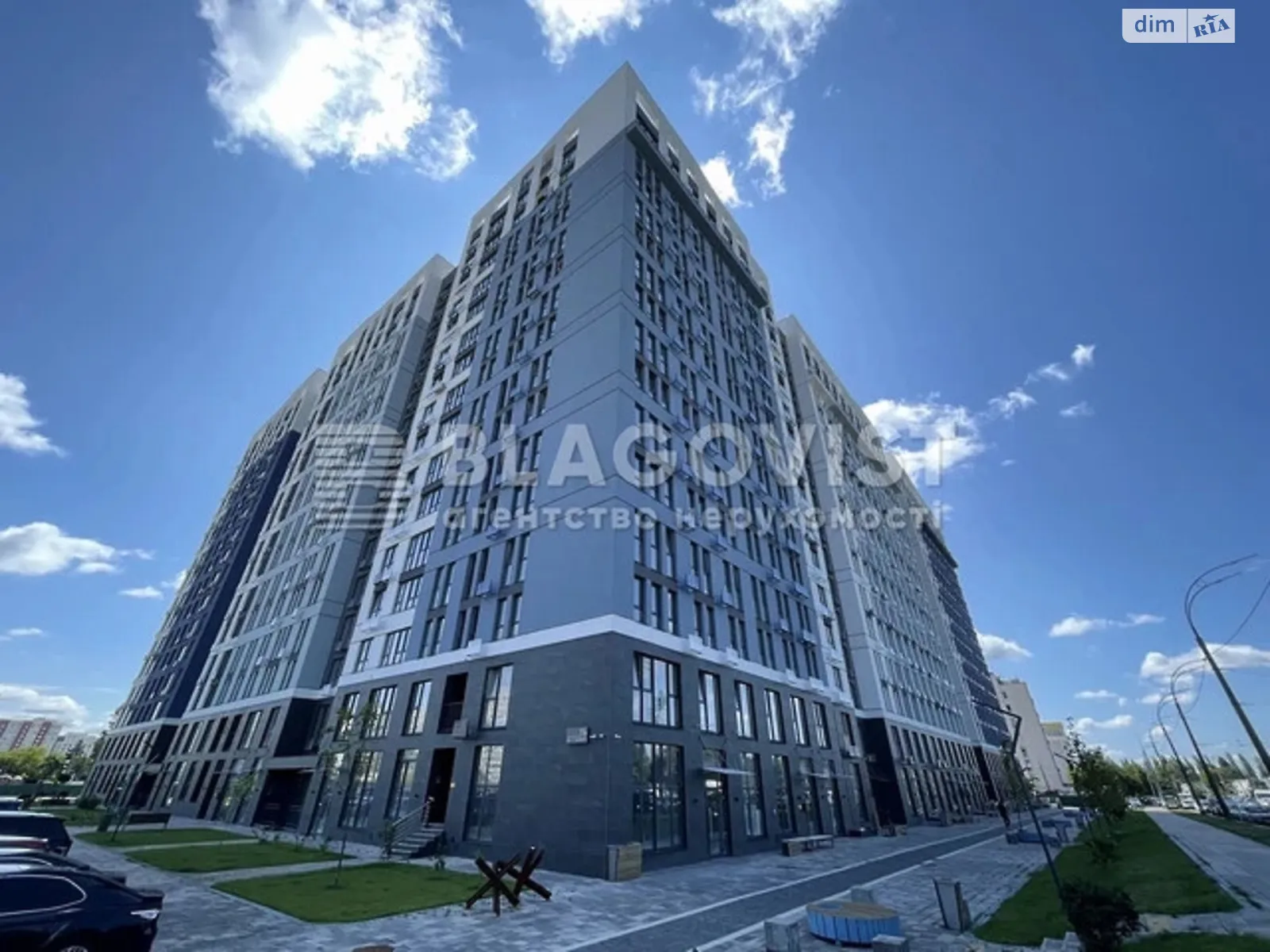 Продається 2-кімнатна квартира 60.2 кв. м у Києві, вул. Святослава Хороброго, 11Б - фото 1