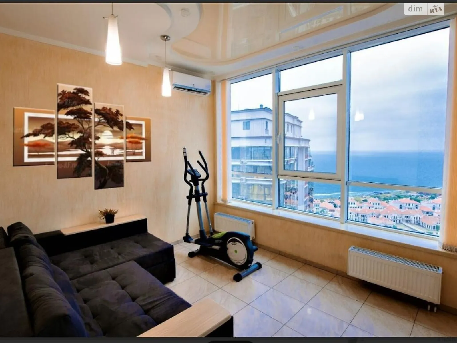 Продается 1-комнатная квартира 60 кв. м в Одессе, бул. Французский, 60Б - фото 1